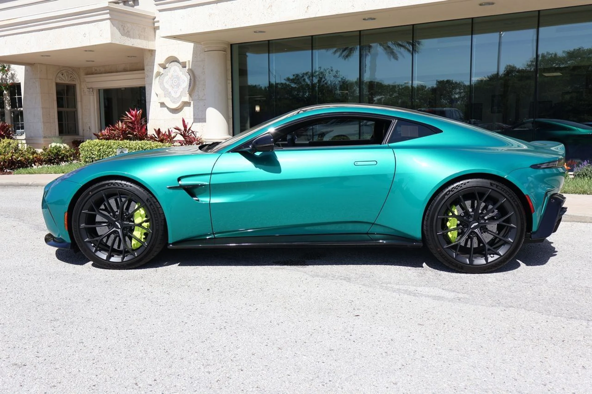 mph007_579544490_8_b94e4f3286