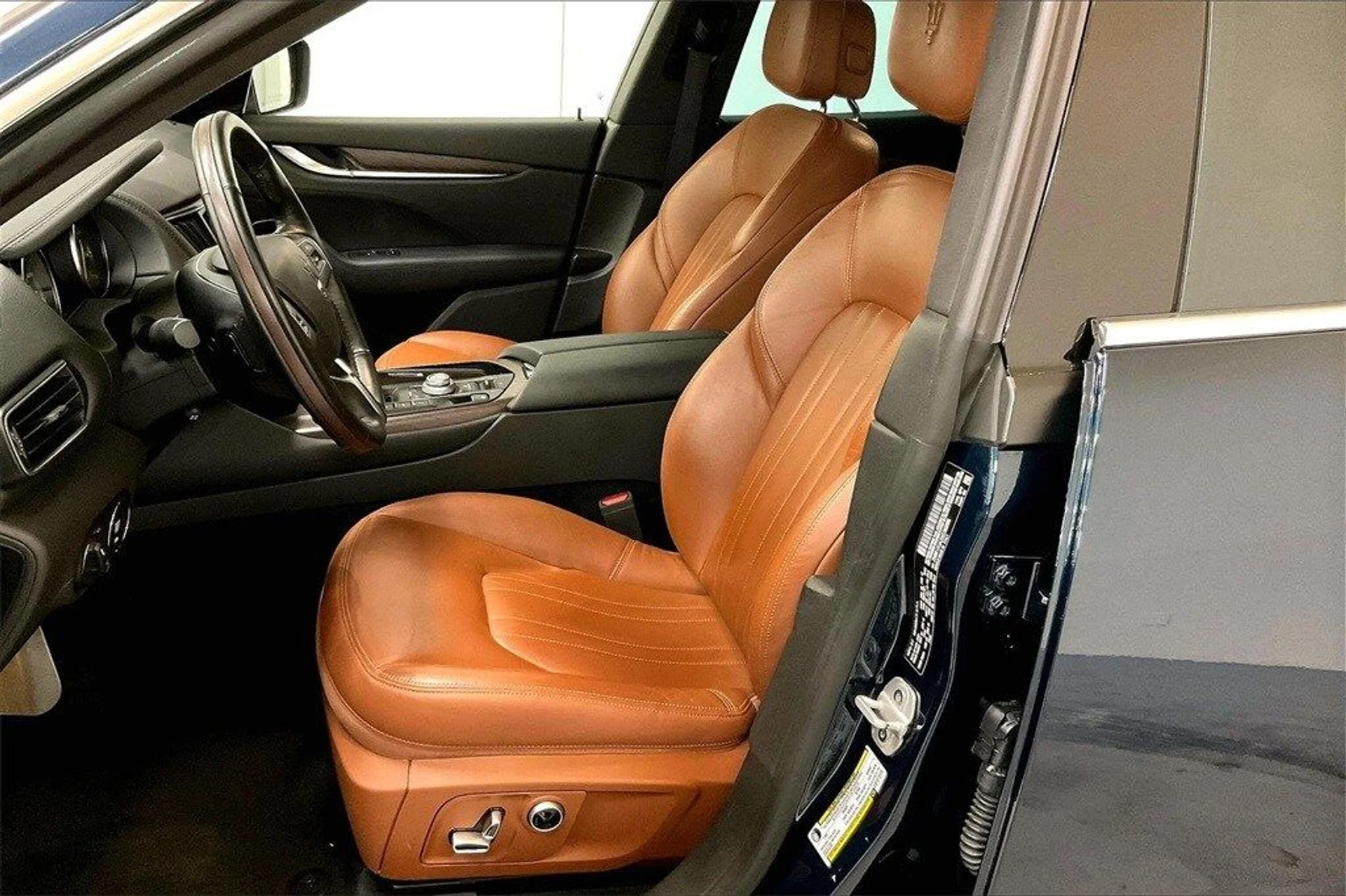 mph007_587975654_9d415148aced99dafd03e8973a82a47ex_7e14466dcd