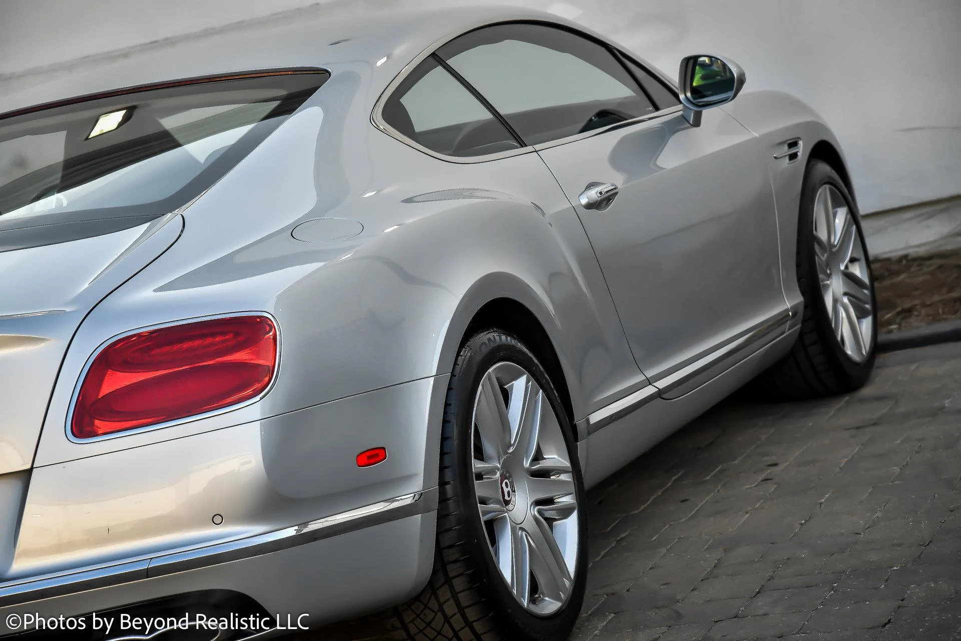 mph007_588836912_Used_2017_Bentley_Continental_GT_V8_Coupe_1761034468_1c6ba64751