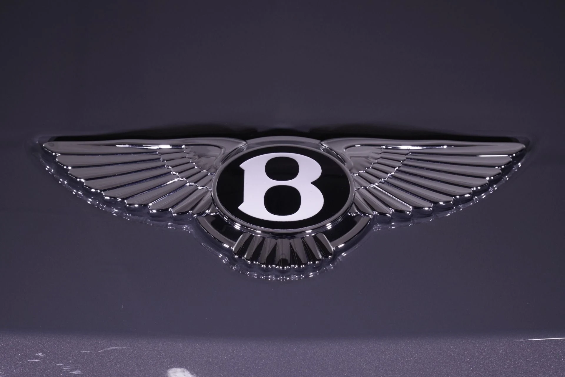 mph007_593199402_Used_2025_Bentley_Bentayga_EWB_Azure_1762288450_aaa8c9e0db