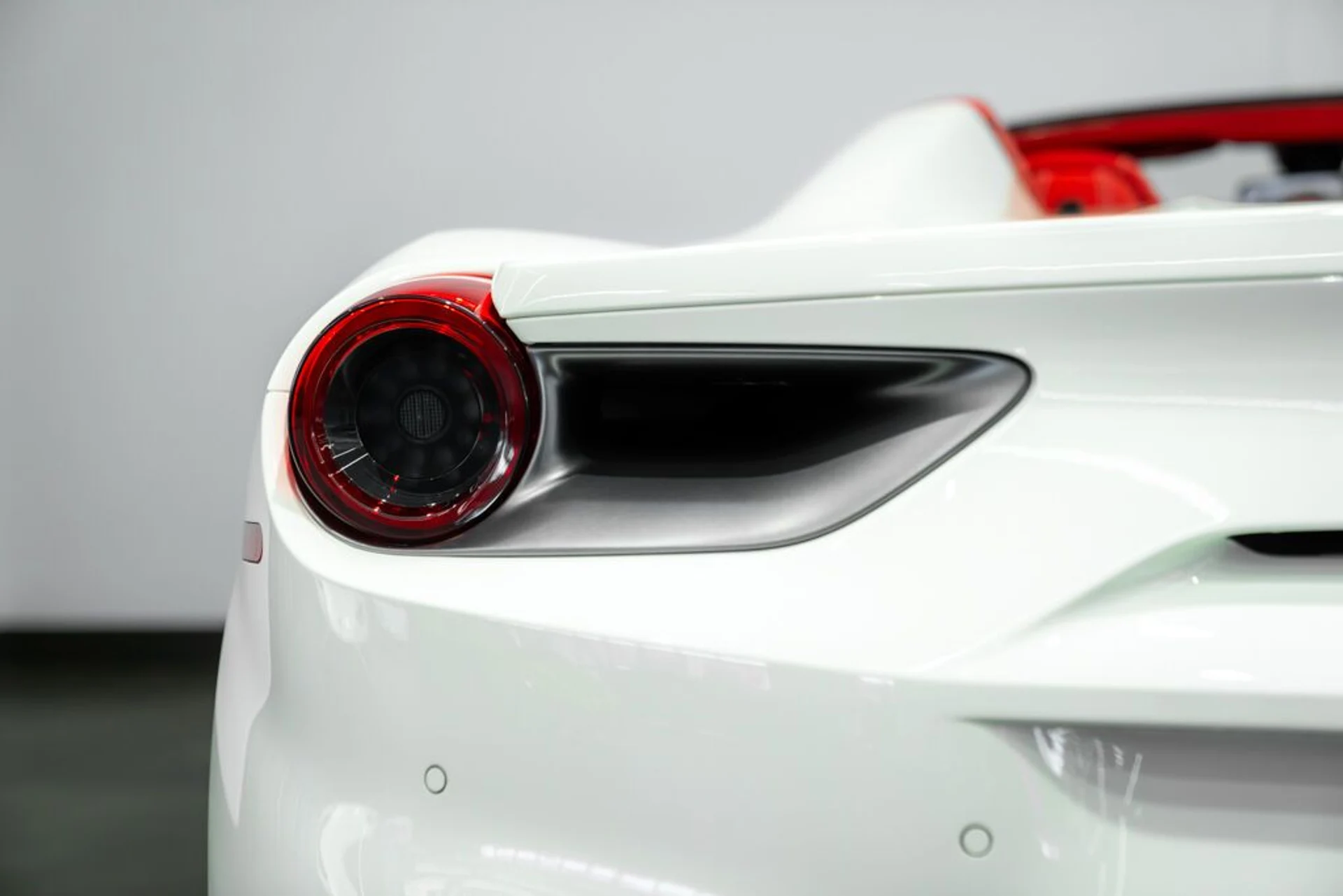mph007_593988795_ferrari_488_spider_2019_jpg_v_1754355020_c95f5b5175