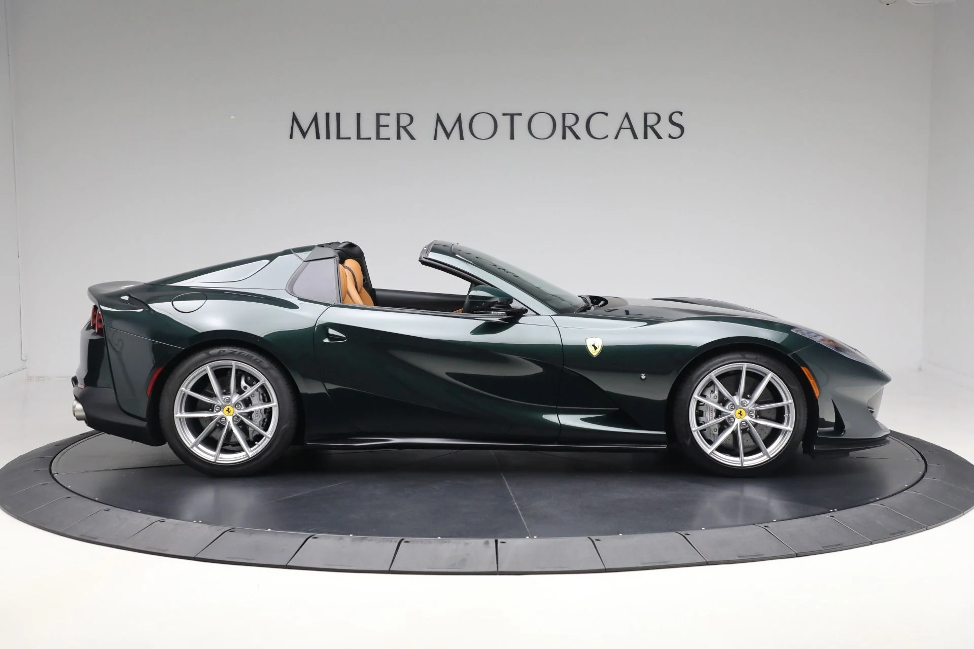 mph007_594275274_Used_2021_Ferrari_812_GTS_ad4f278599