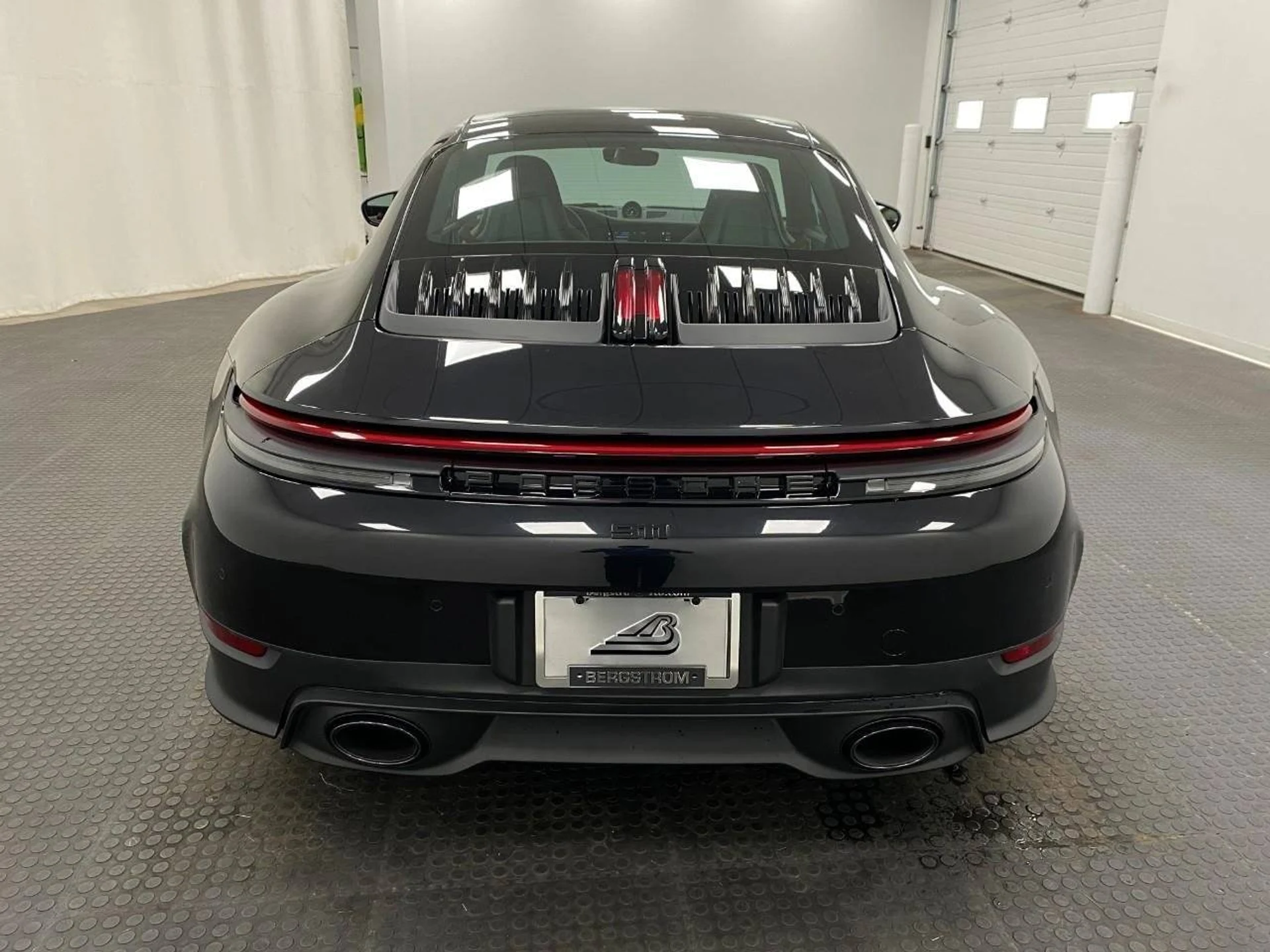 mph007_604275925_1280_2047aa3a3f