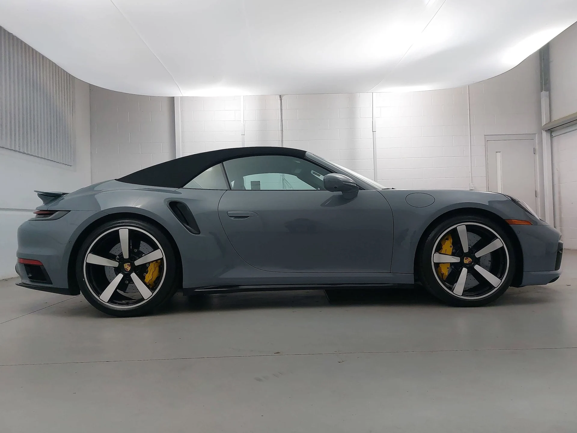 mph007_60532648_d686d6da9229ece3c28299ded180fd88x_30470cba68