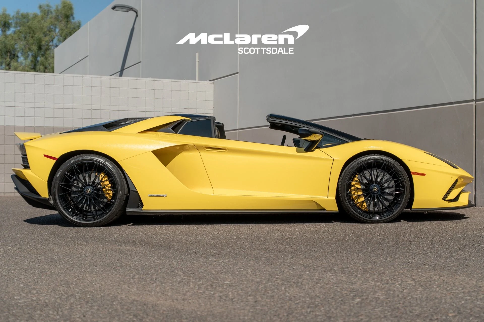 mph007_607955820_Used_2019_LAMBORGHINI_AVENTADOR_1788542104_520af81f60