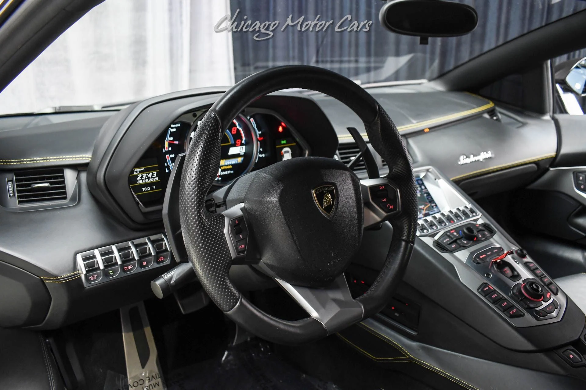 mph007_613446185_12975_p8_l_b42175f6a1