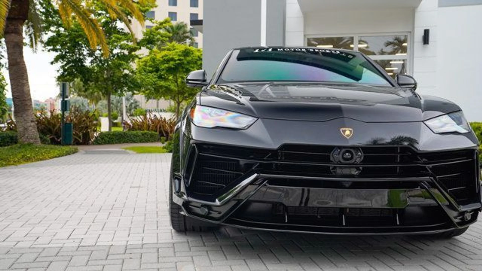 mph007_61549250_22877179_8_640_5db63862c6