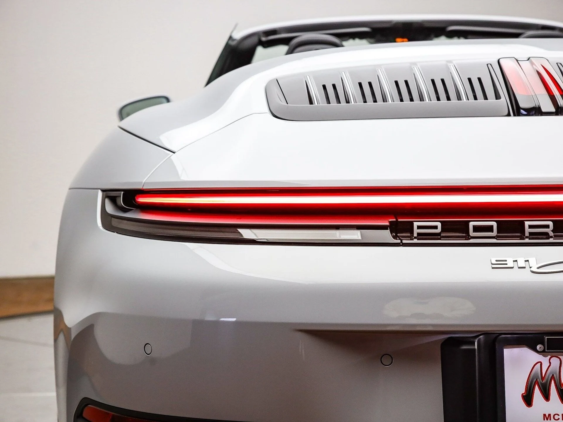 mph007_61712413_743a7d2d6a9a9d2af5996d5b8f83ca2fx_e1efdb9096