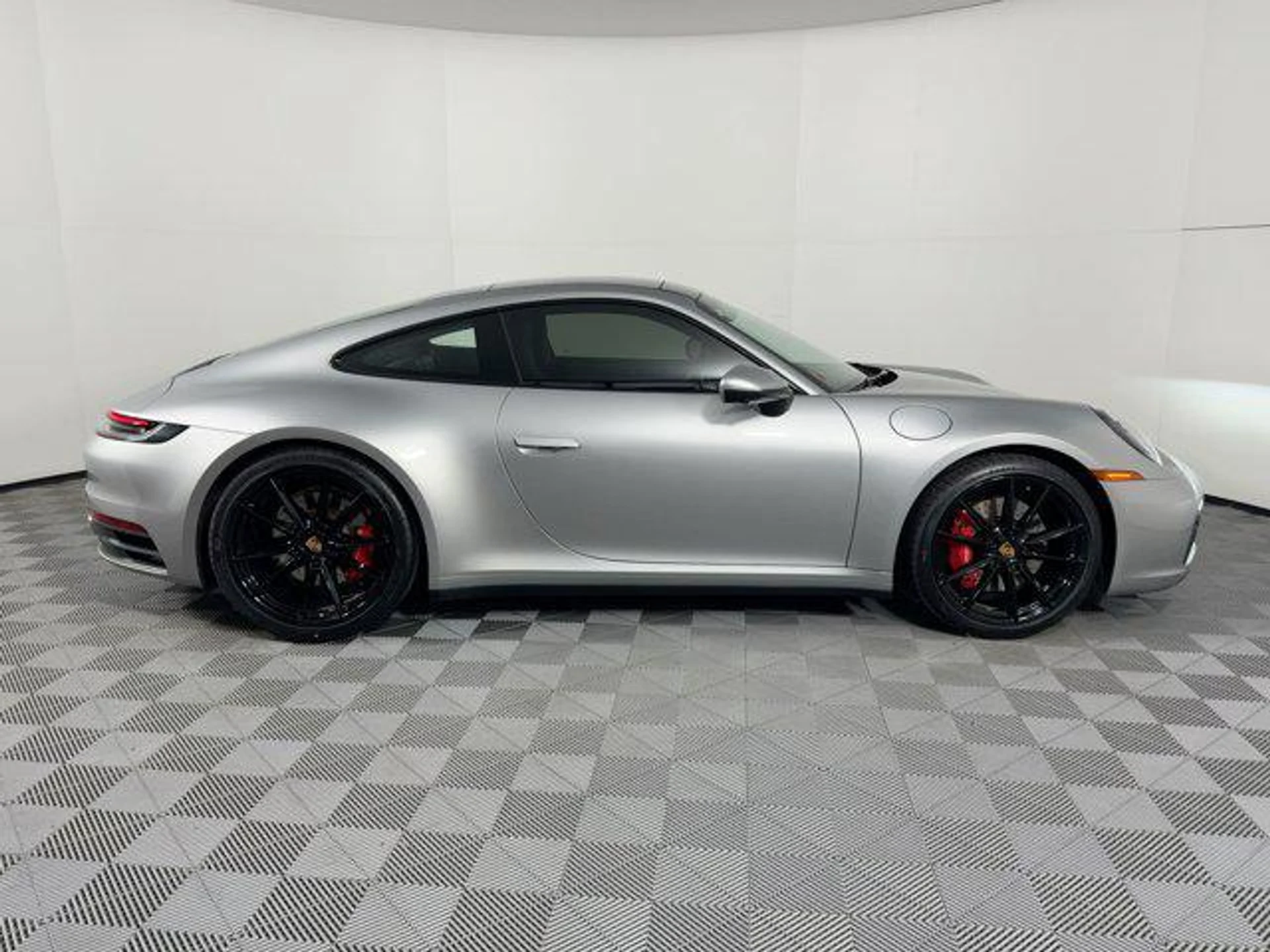 mph007_620250908_z_JK_0l_Iep6_LV_Yl_FEB_Lu_I6_Ti_Pb9o_989c4eb244