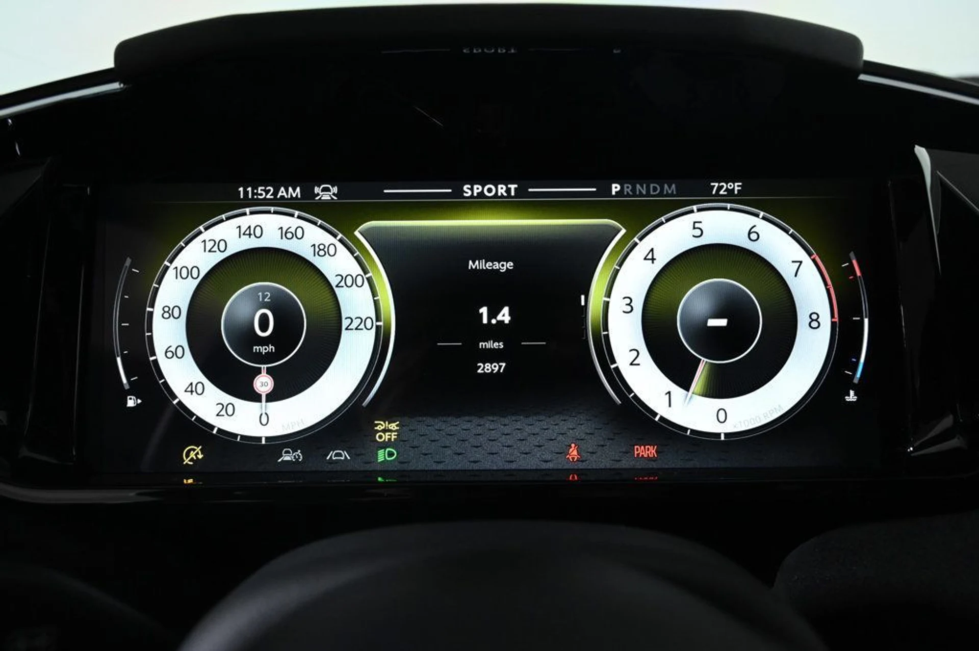 mph007_621413710_used_2025_aston_martin_vantage_base_11350_22975138_7_1024_c70e228a8a