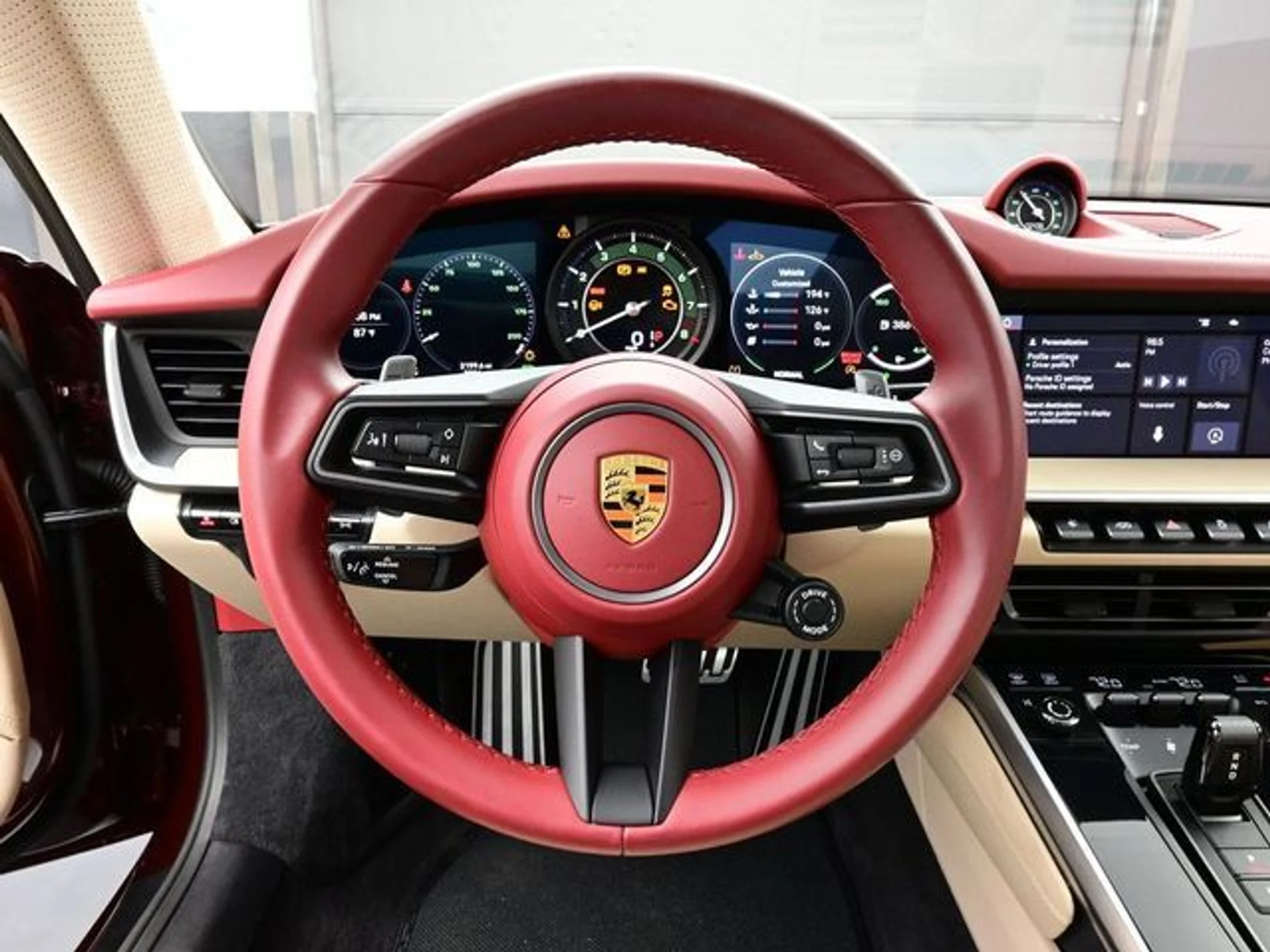 mph007_624401675_74d88636c25954a2a49a24675992240fx_8df83b0dd8