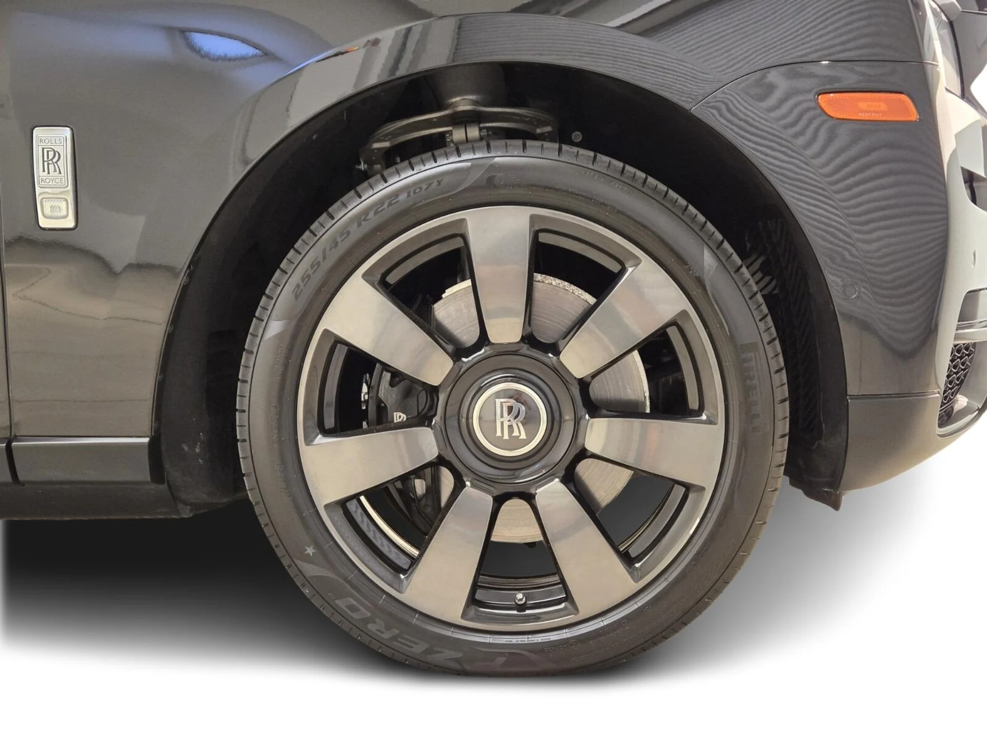 mph007_638000369_Used_2022_Rolls_Royce_Cullinan_1761806114_a093c2ffbb