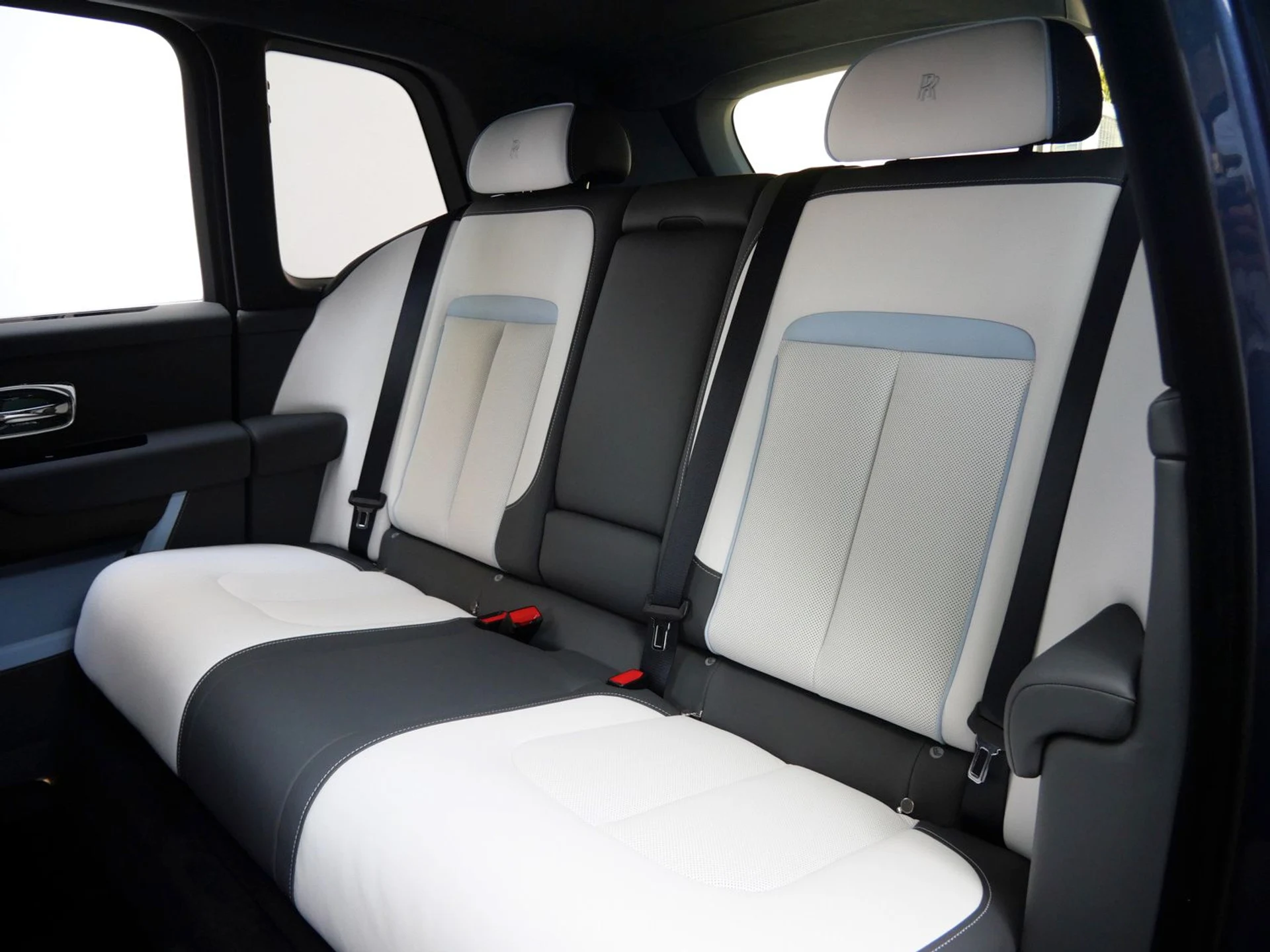 mph007_641128173_359bee85e2911386334430103ef5f0bdx_f05b1b45bf