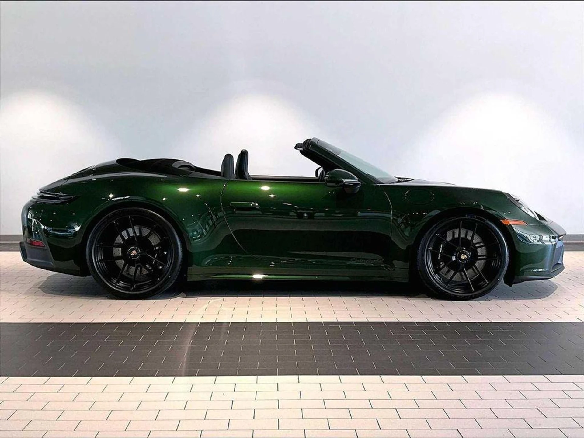 mph007_641746427_Sd1_Q0_S9kc_E3_NJ_8bh_UJE_H215n34_0bb1d539e4