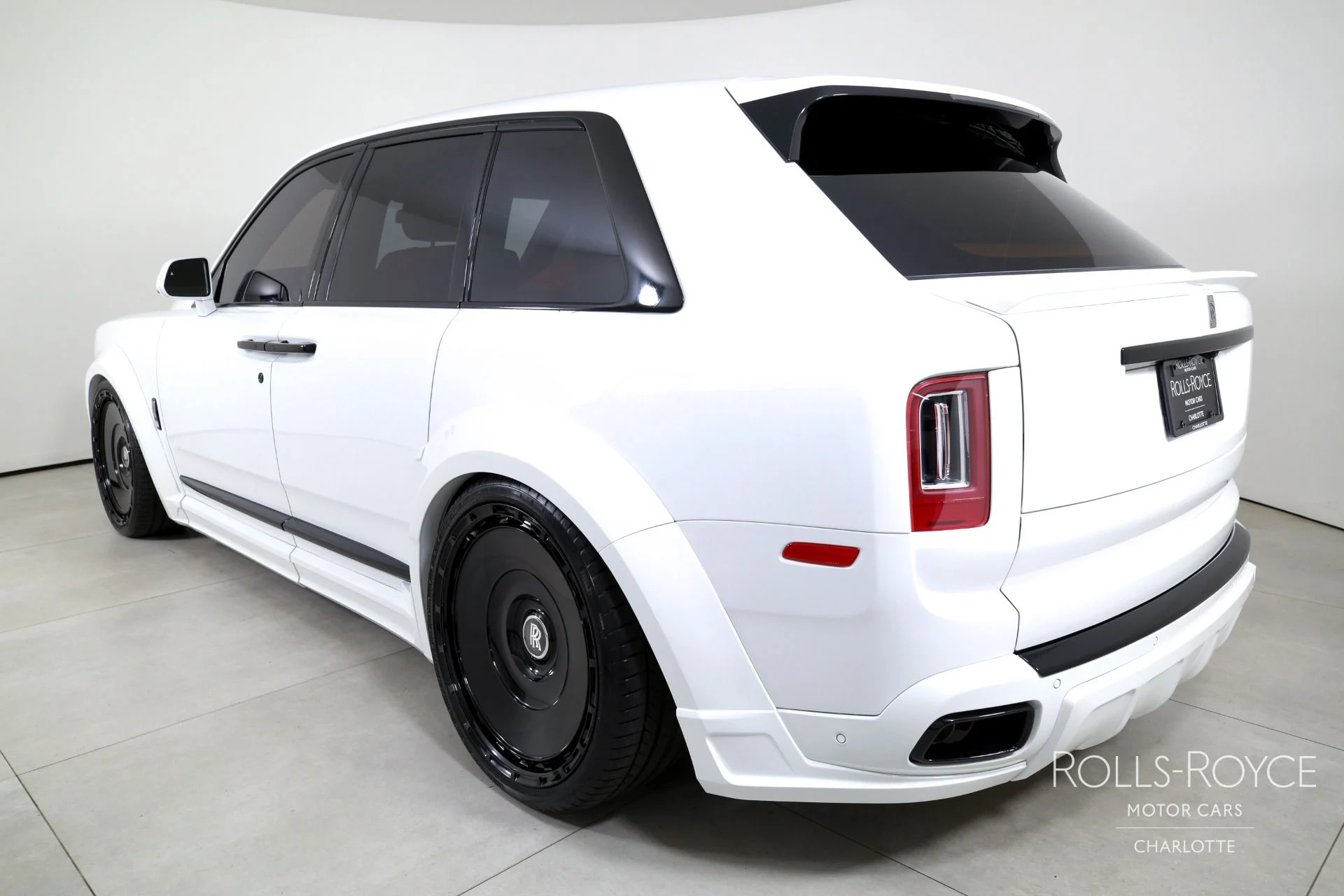 mph007_643535158_Used_2024_Rolls_Royce_Cullinan_1751554299_519f0d3f40
