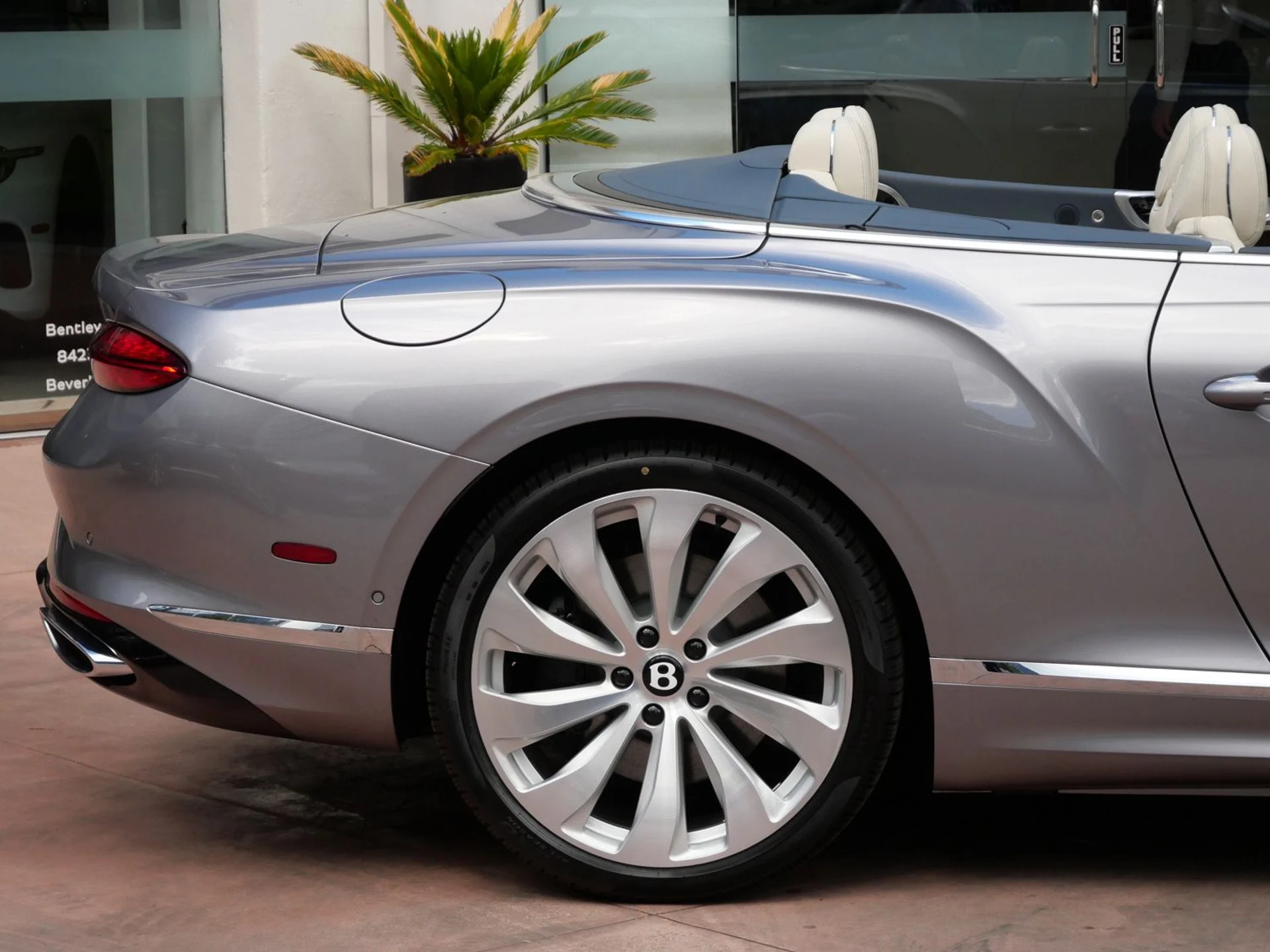 mph007_644482536_a253b4426c09da53f554dd7cc4aacf1fx_8d899fe8ae