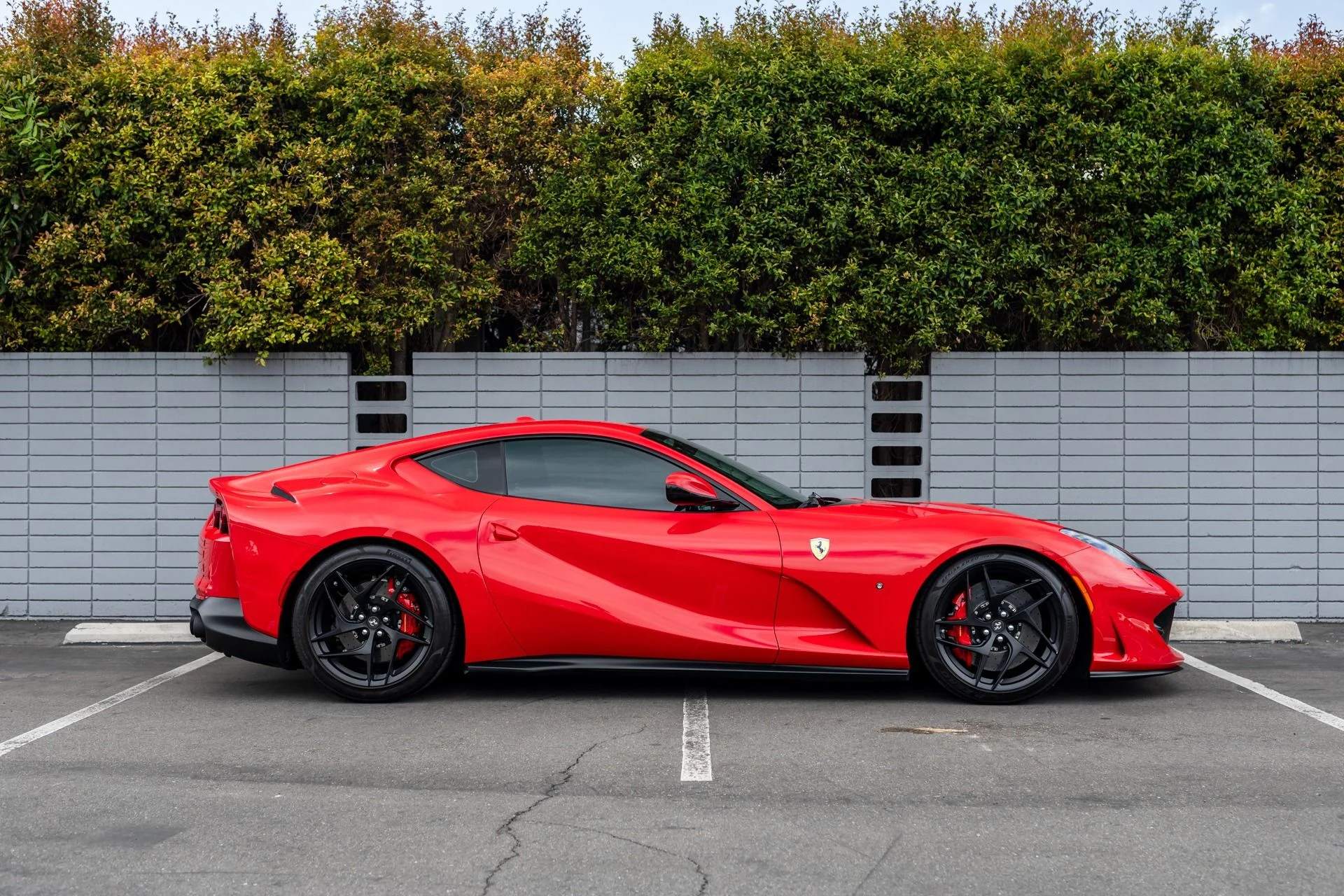 mph007_647713489_Used_2019_Ferrari_812_Superfast_1744740793_9785ef87b9