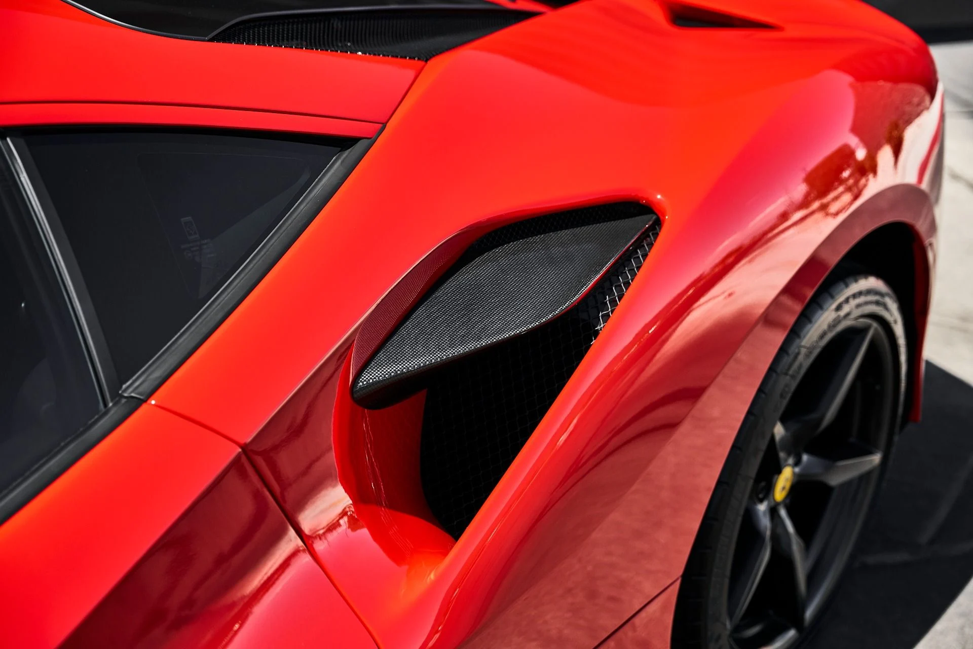 mph007_650285843_Used_2020_Ferrari_F8_Tributo_Base_1787788360_29c1286968