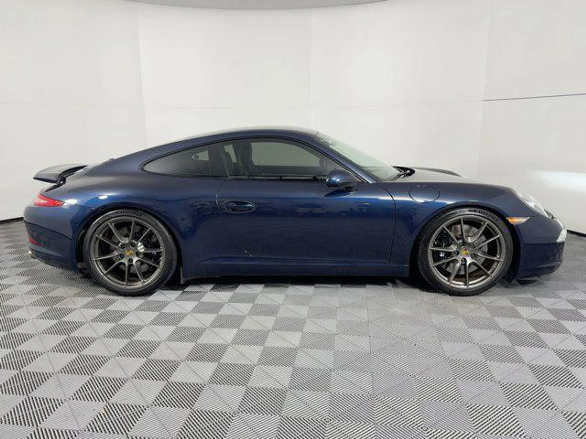 mph007_651049904_ai_Jj_K5_Ix4e_Q7_Q5_SA_ULL_Sn_RU_0f_E_e35c09580f