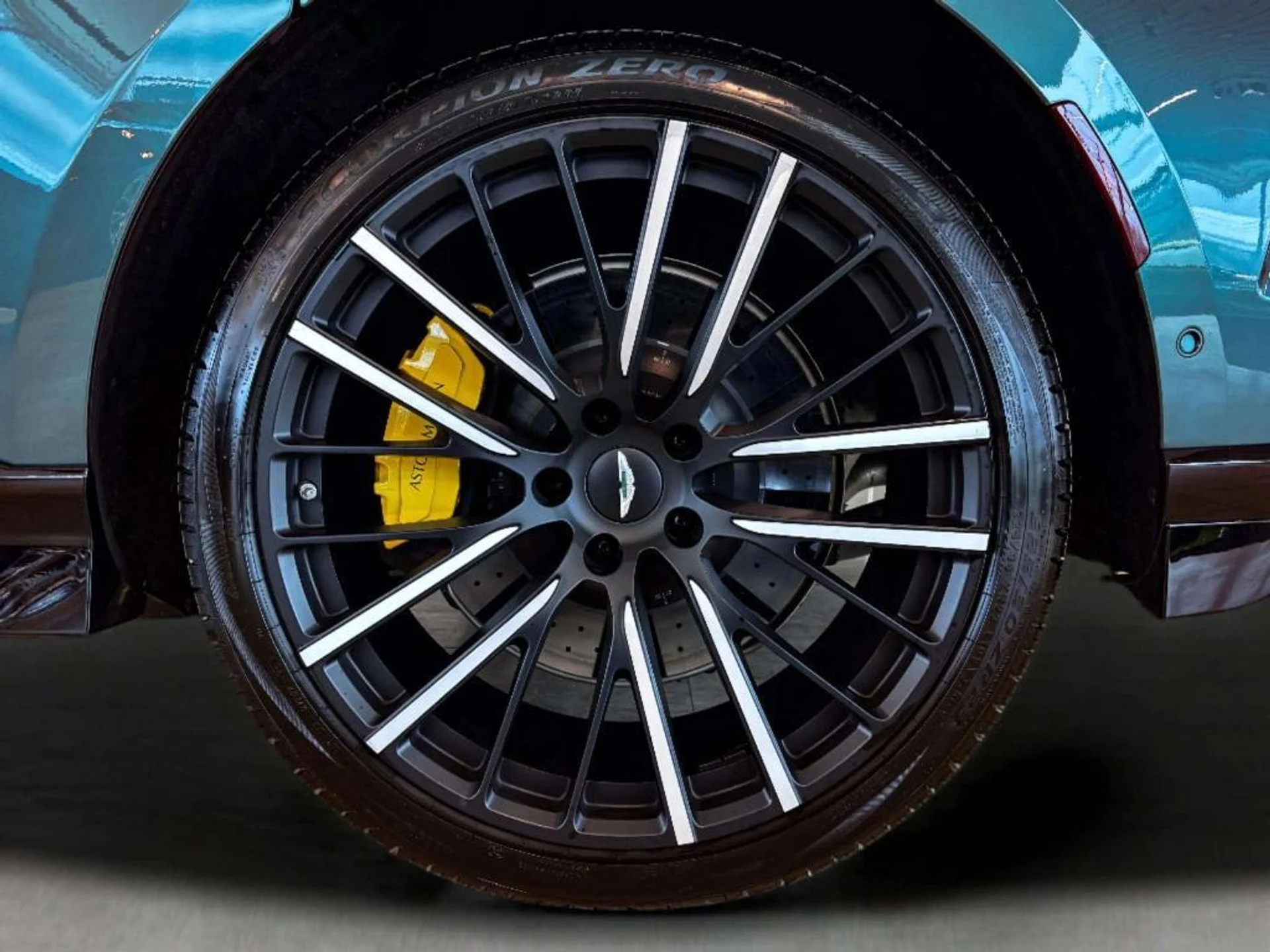 mph007_654267907_Klb_VM_4s330_Xtqf2oe_Qe_He_Ci0d_QI_4a9dd408e2