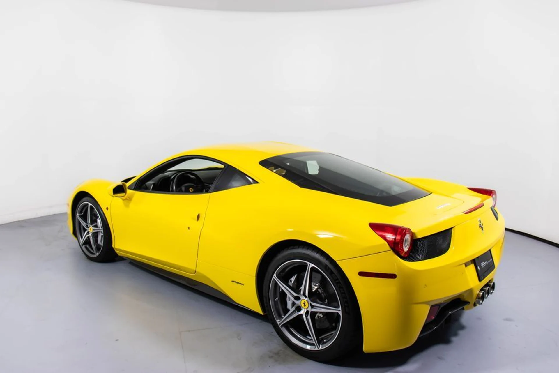 mph007_660321339_e6b1e49d50c1f4173dd47c483f43afdax_4e78815eb5