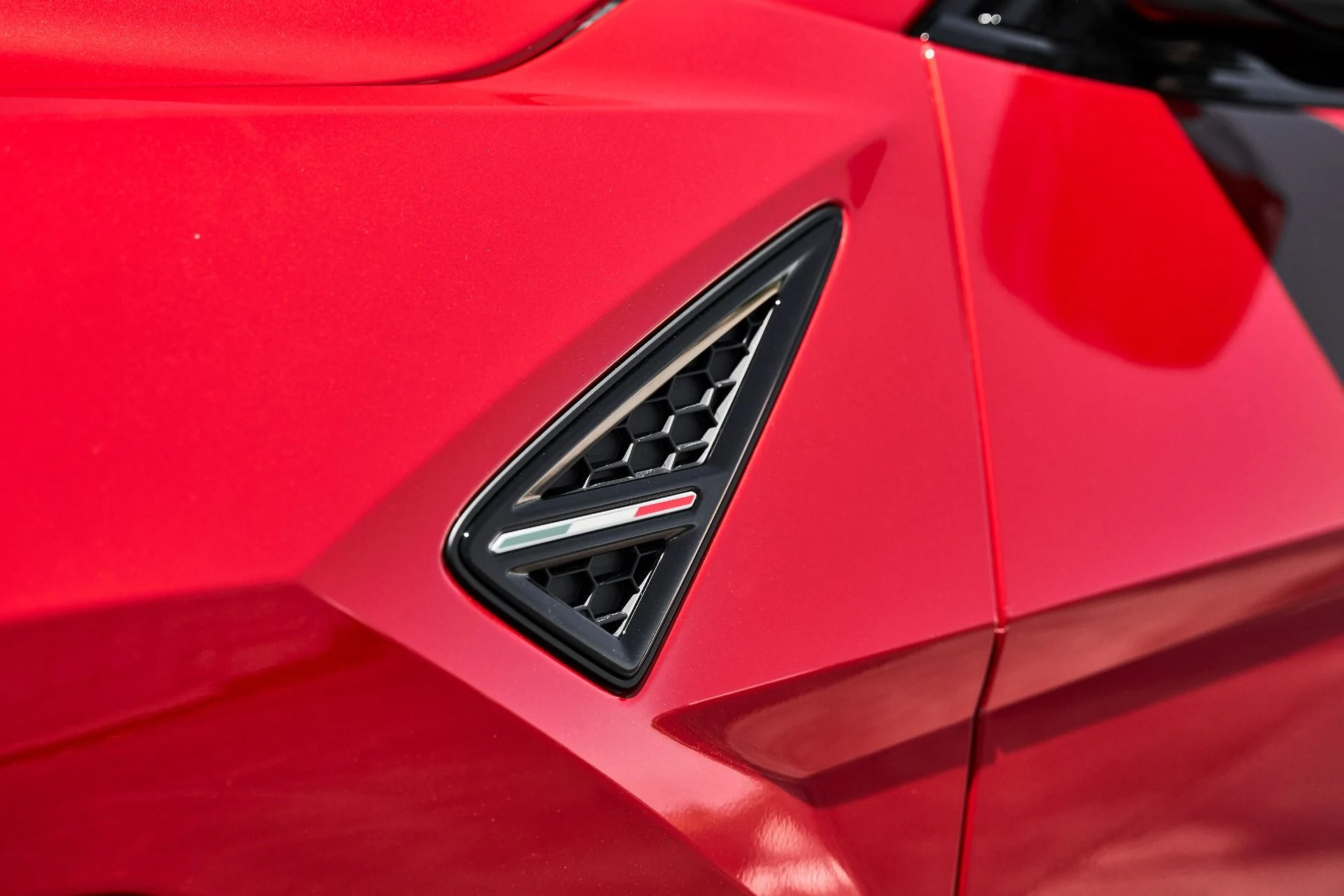 mph007_660897882_Used_2023_Lamborghini_Urus_S_1781910453_7da6668102