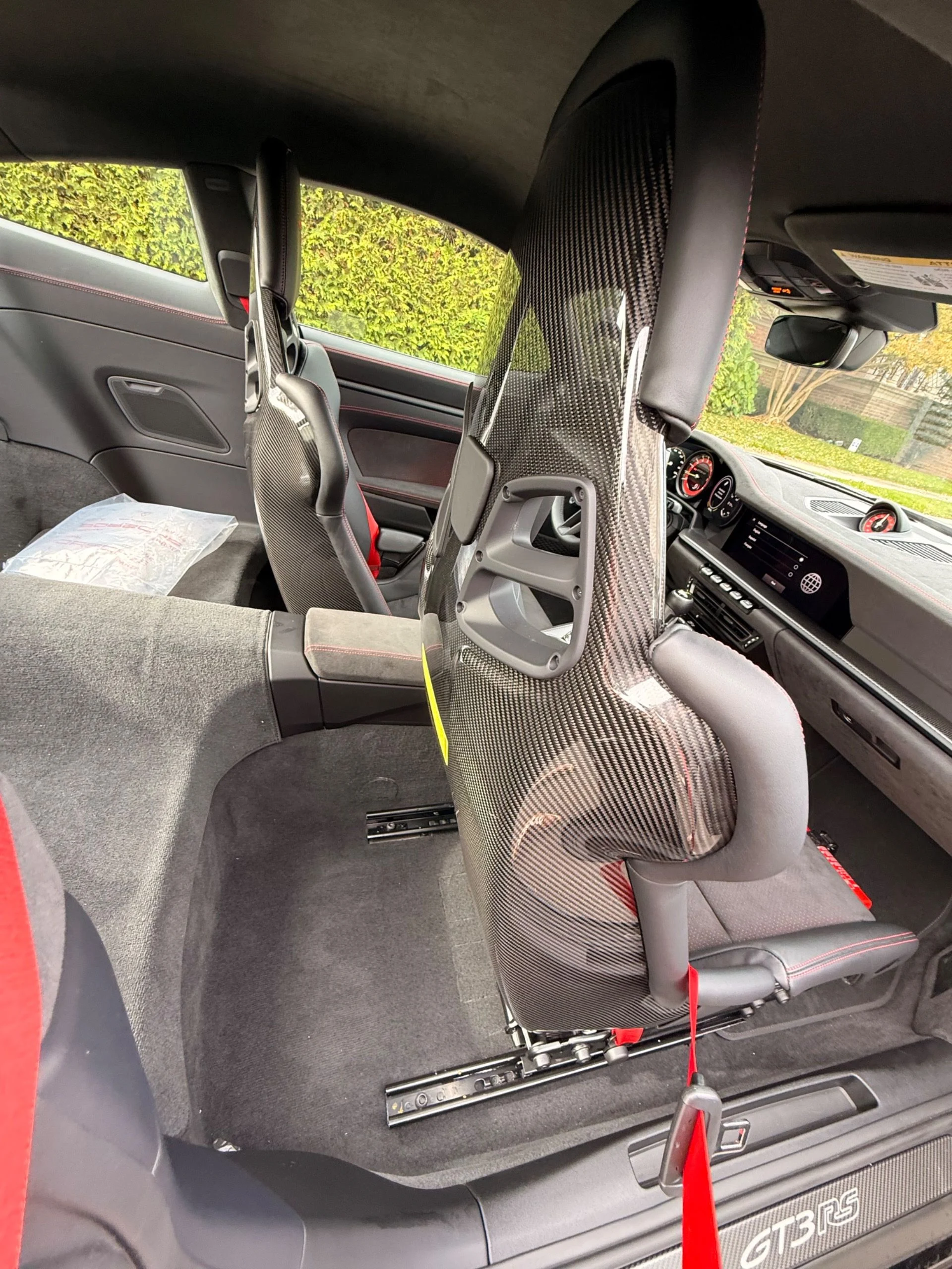 mph007_663448839_13100_p8_l_f5d1485355