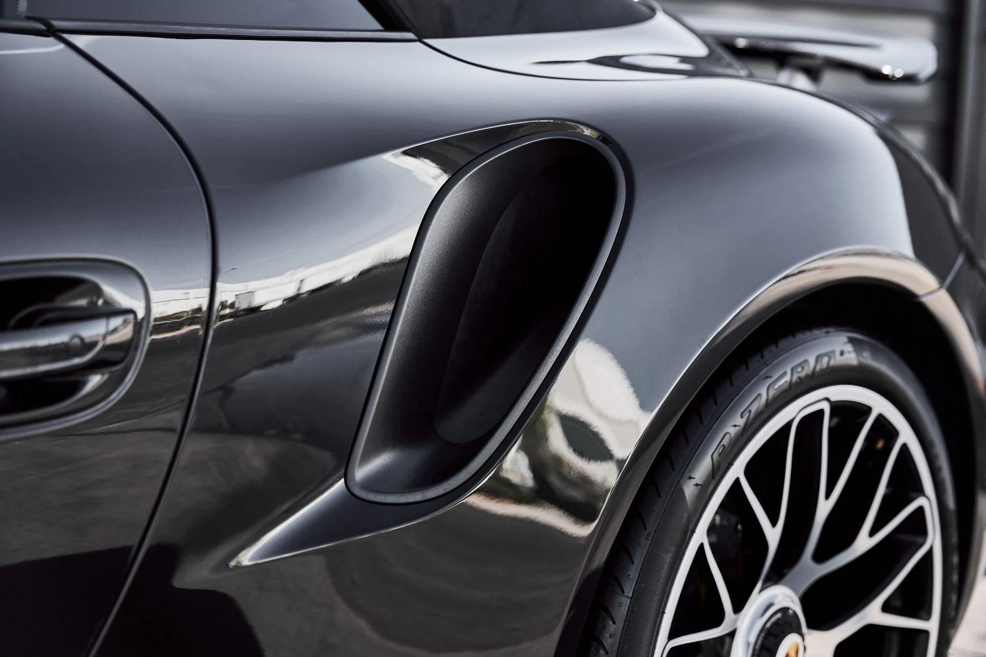 mph007_664055403_Used_2014_Porsche_911_Turbo_S_1776734556_f9286f1293