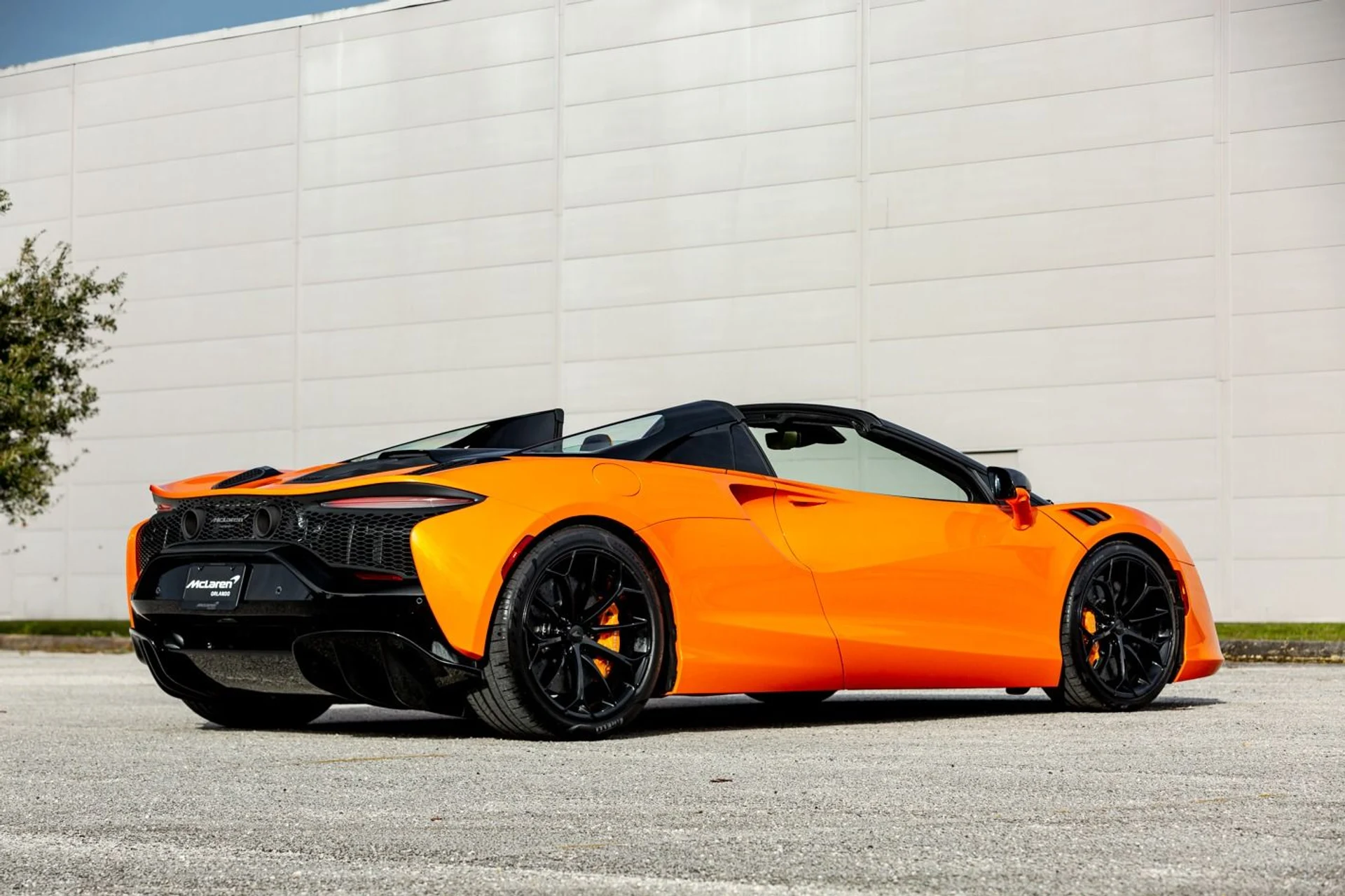 mph007_672134133_457_p8_l_2a2b4ec873