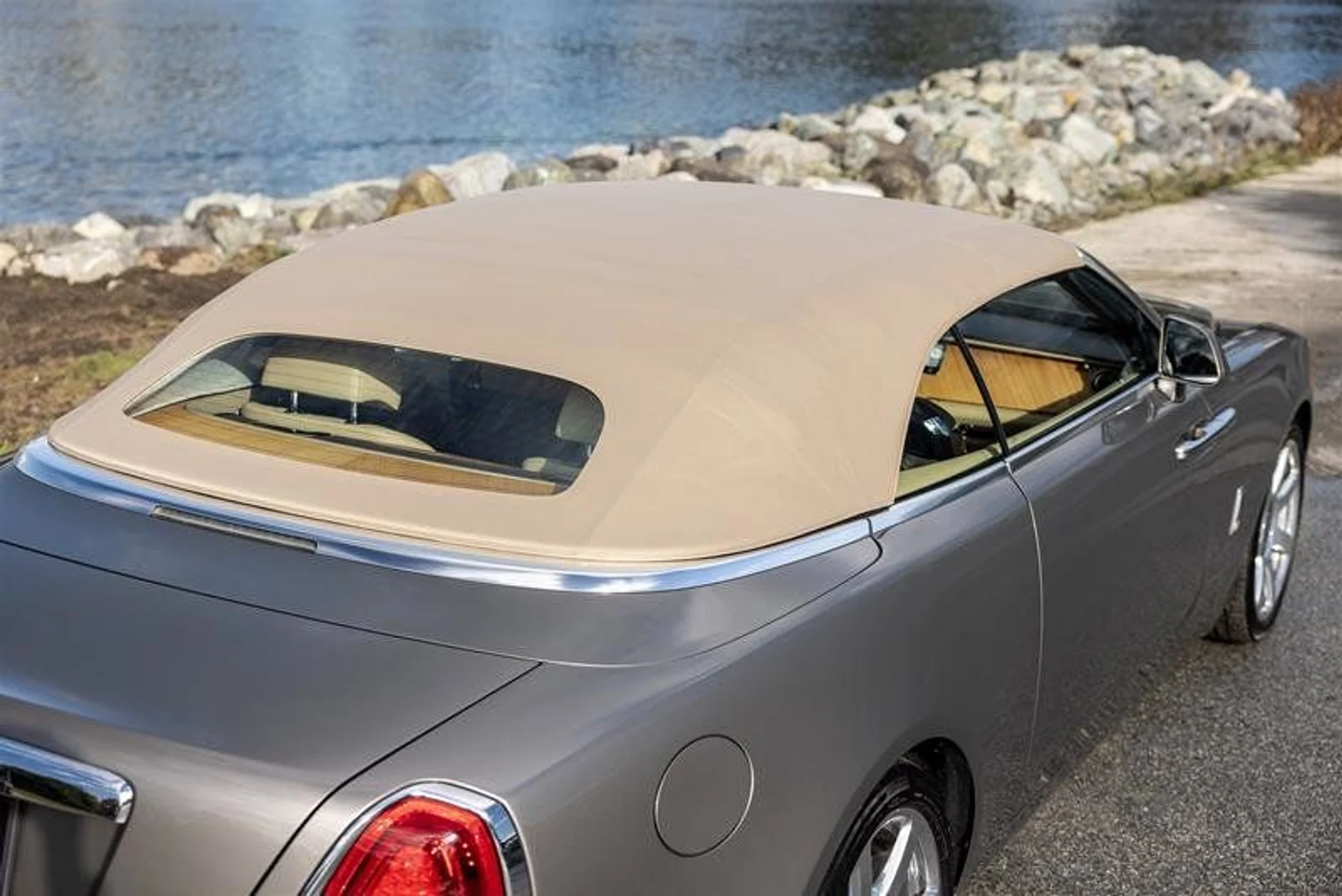 mph007_688631203_37184980_04792_11560336_1532800723_40719ef656