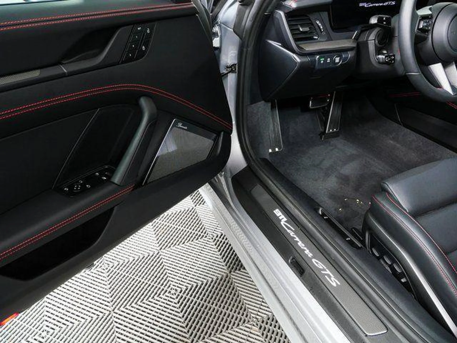 mph007_690425399_2_Fh_WPW_9qg22_CQ_sgk0_VK_Clfu_XY_5dc87660f4