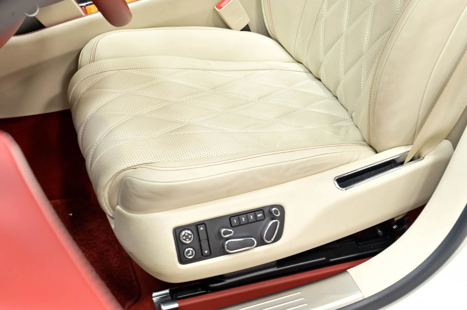 mph007_691354472_Used_2016_Bentley_Flying_Spur_W12_1779838751_5df2094dd8