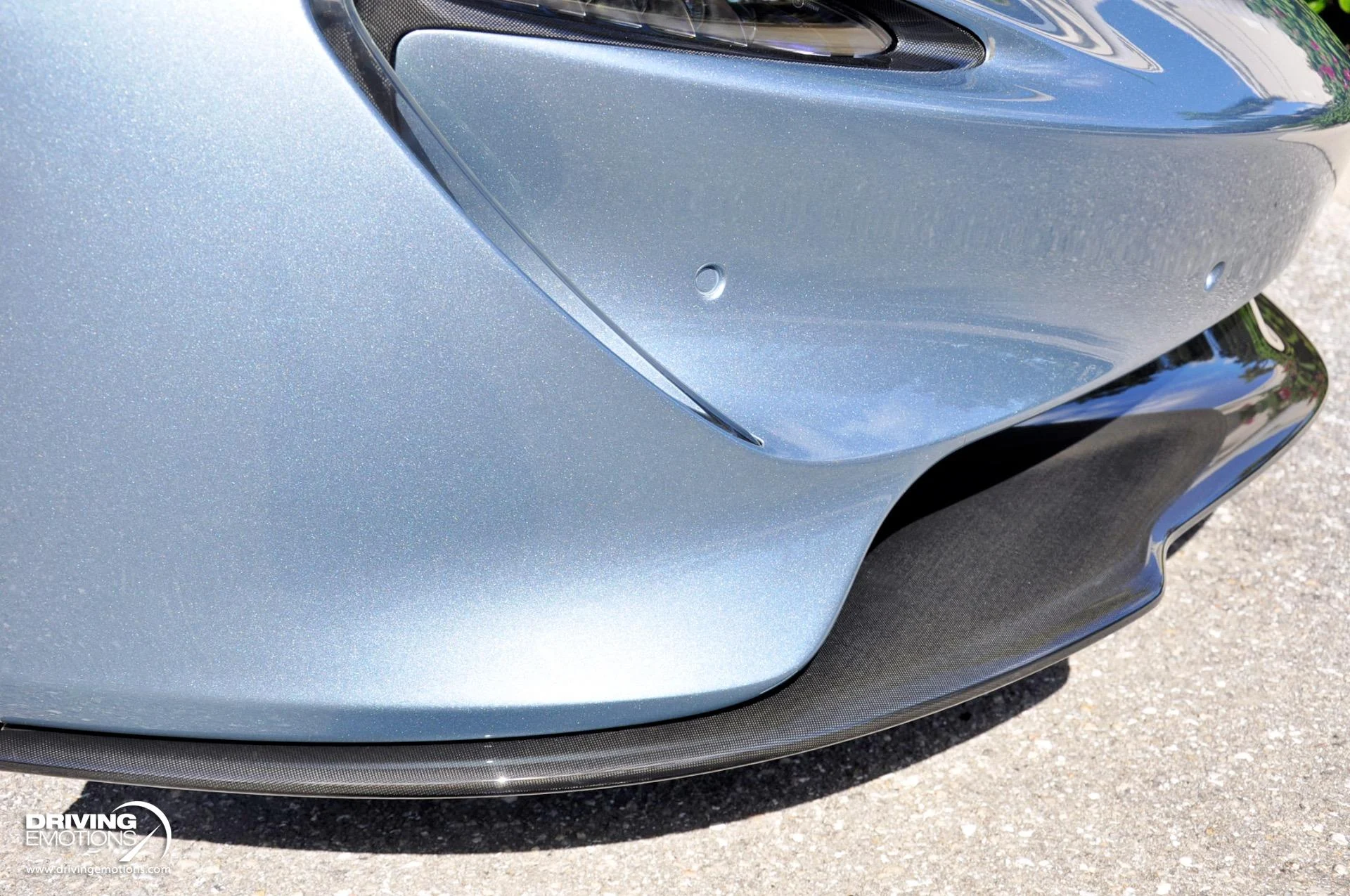 mph007_700107572_821_p8_l_8de2eea458