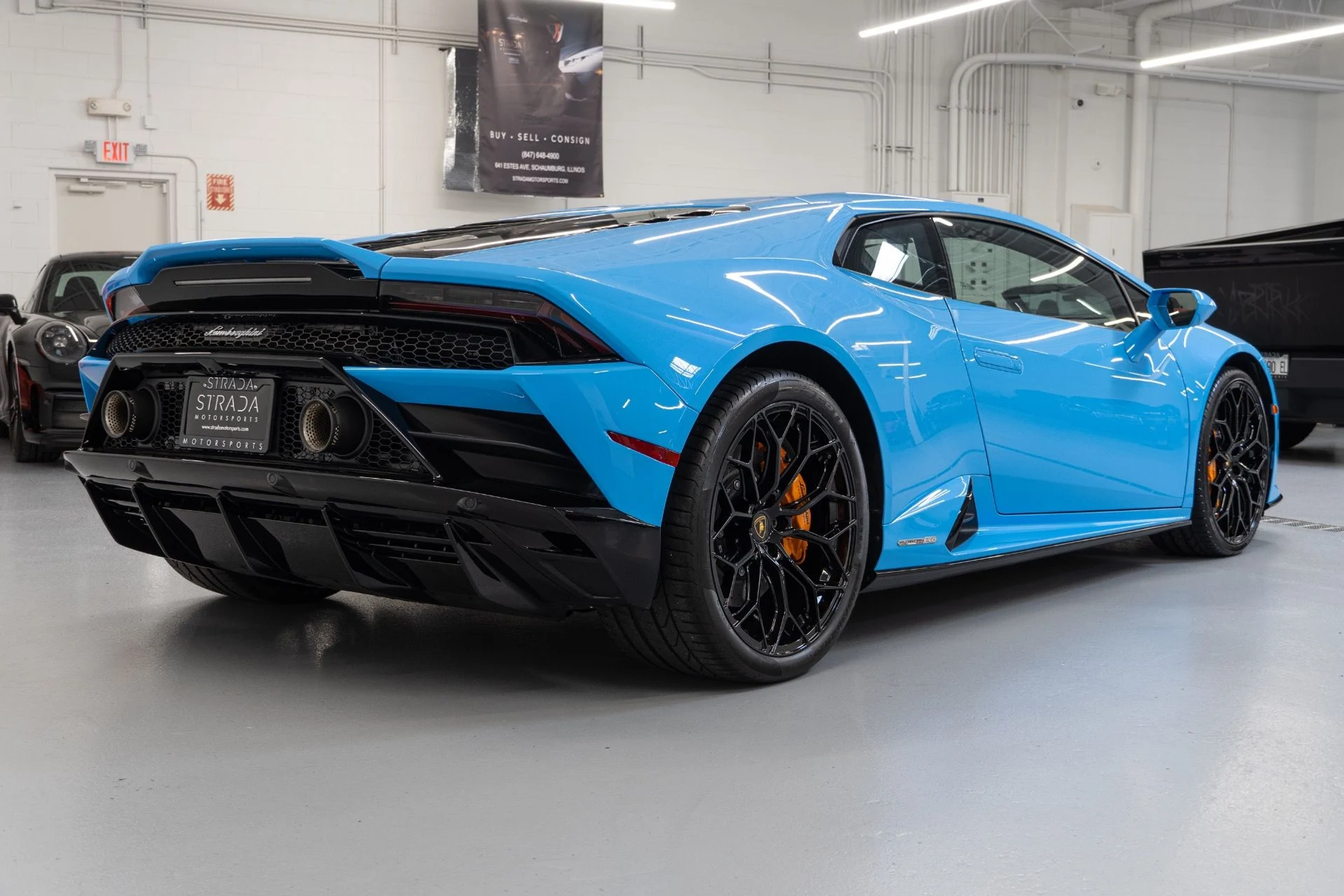 mph007_70171661_Used_2022_Lamborghini_Huracan_EVO_1760474272_aa32dbb91e