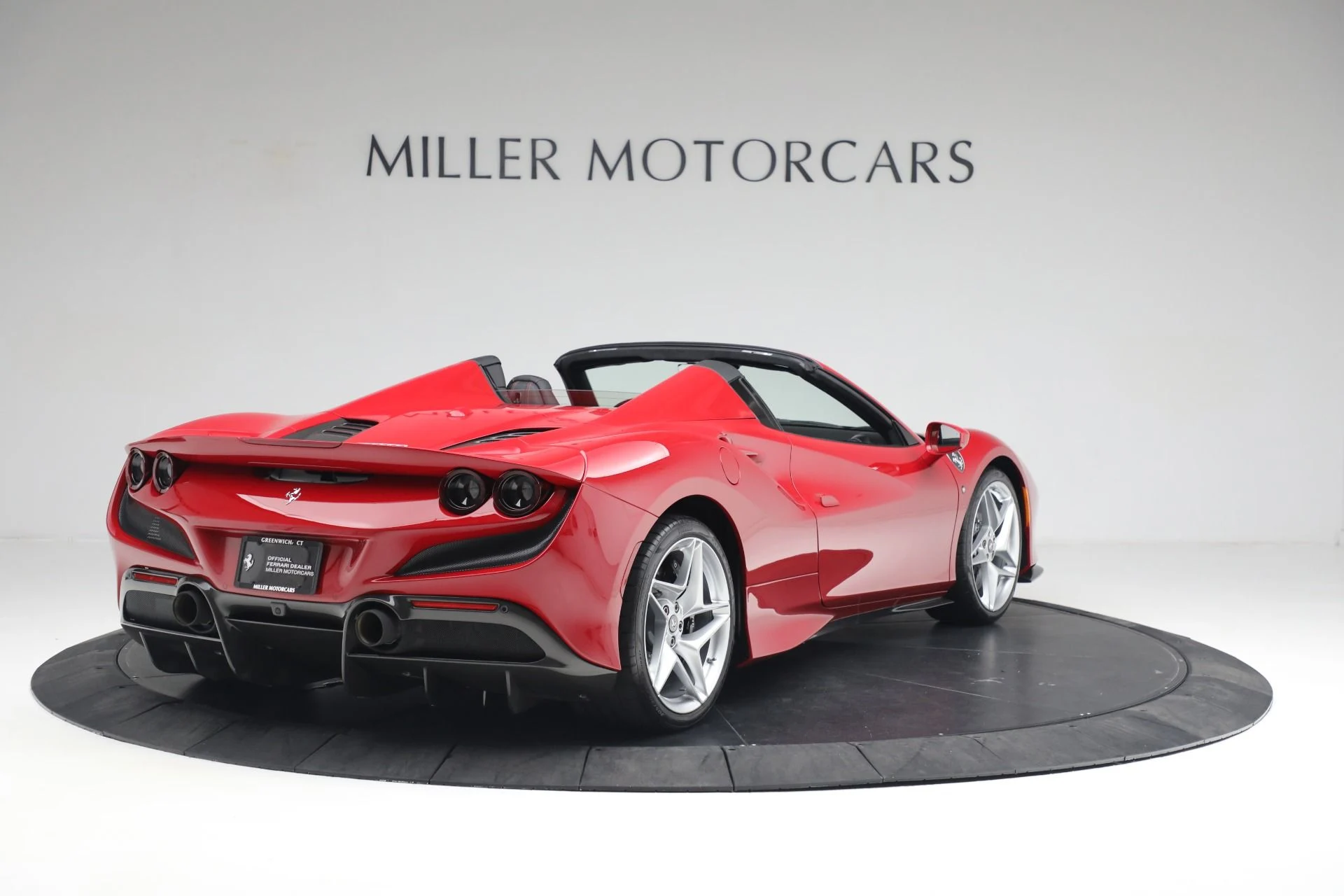 mph007_702345747_Used_2021_Ferrari_F8_Spider_4fe4897ba1