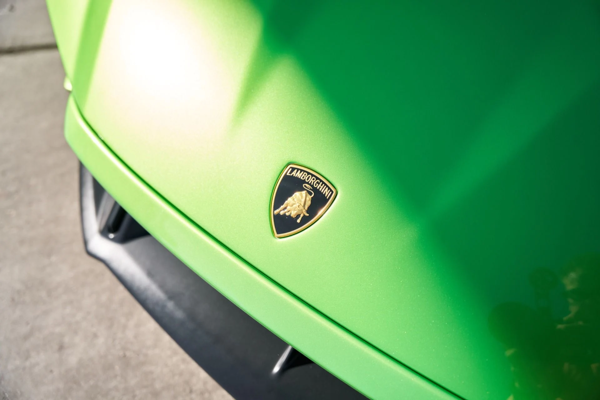 mph007_708369459_Used_2024_Lamborghini_Huracan_STO_Base_1793231349_4f467df0ec