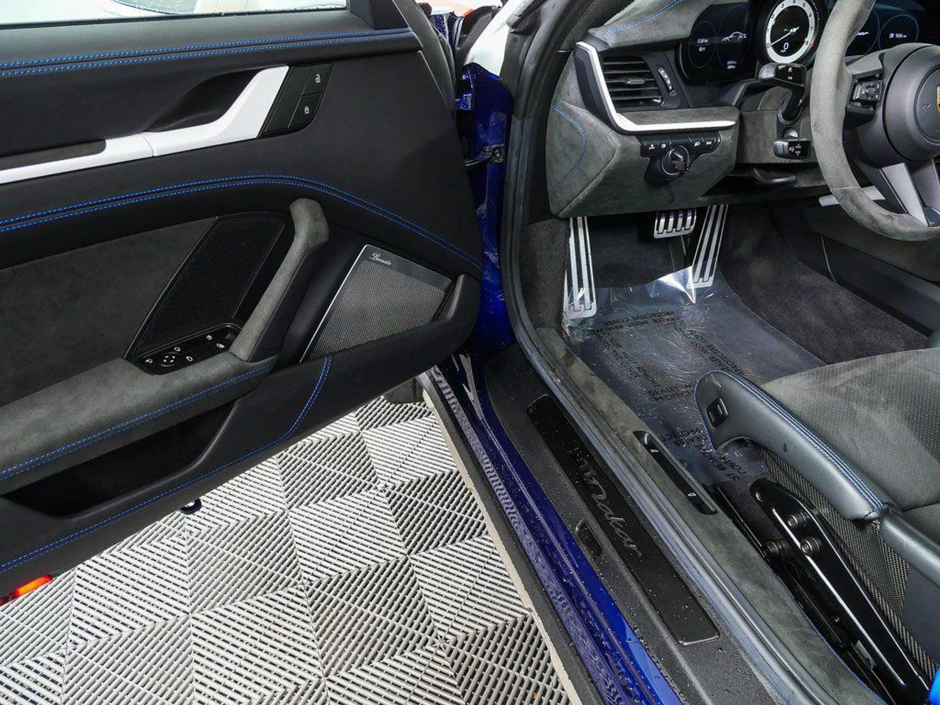 mph007_712064730_d_X_Xj_CQDGB_8_T4_Q_Wcrqh_Bri_LWV_Qi_Y_1c05aa3f44