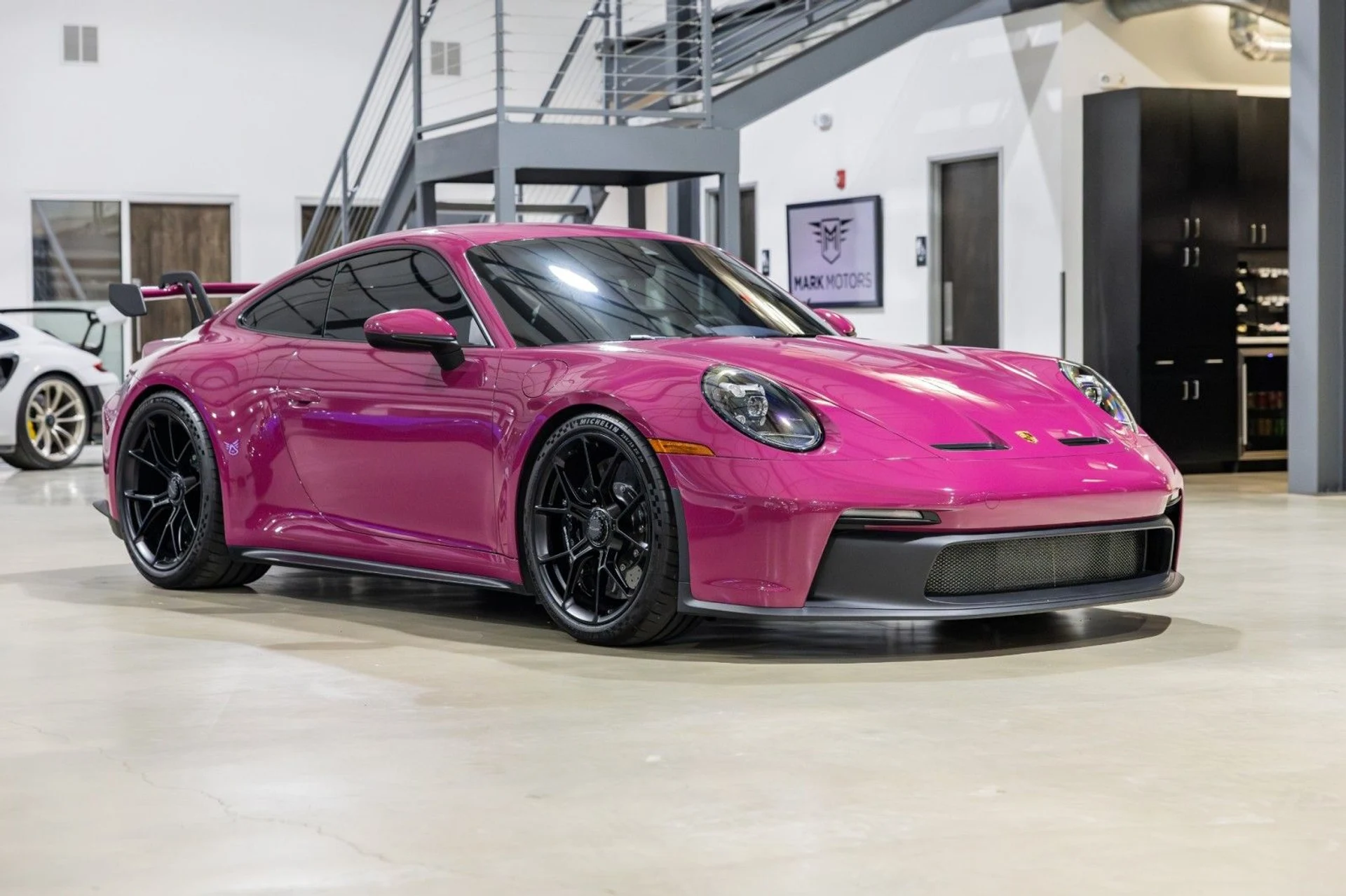 mph007_715603657_Vg_e828518eab