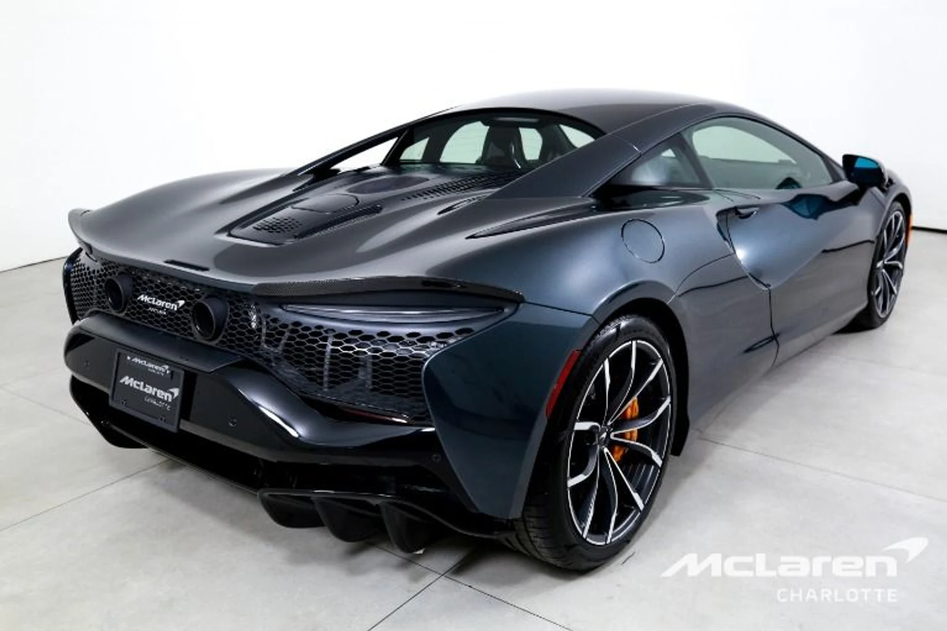 mph007_72174325_Used_2023_Mc_Laren_Artura_cc13f6c2c4