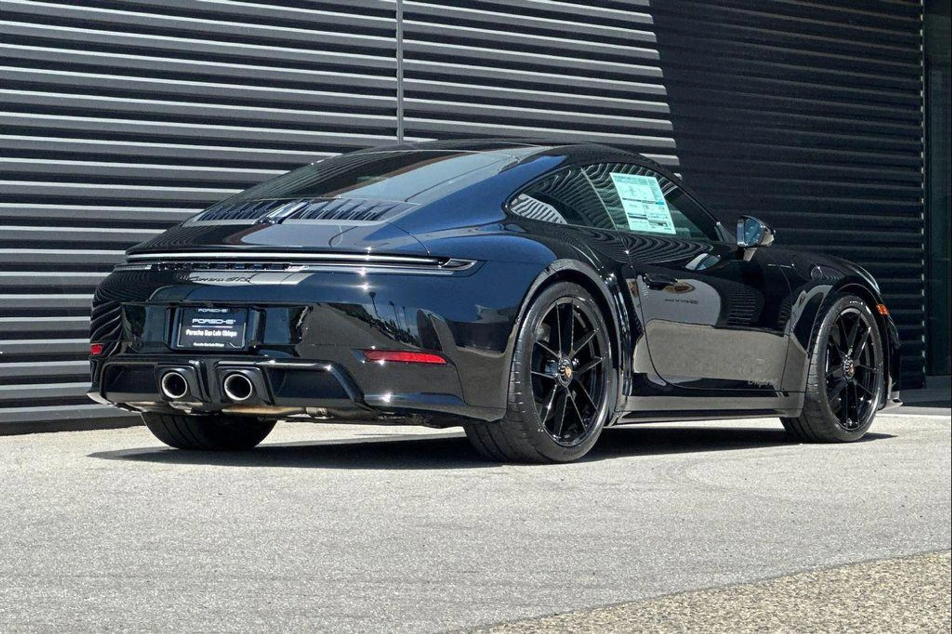 mph007_729096252_p5_Qw_Q_Dzg_EK_Dk8fd_Sk_W5r_FQMI_Be0_47d61b3fc3