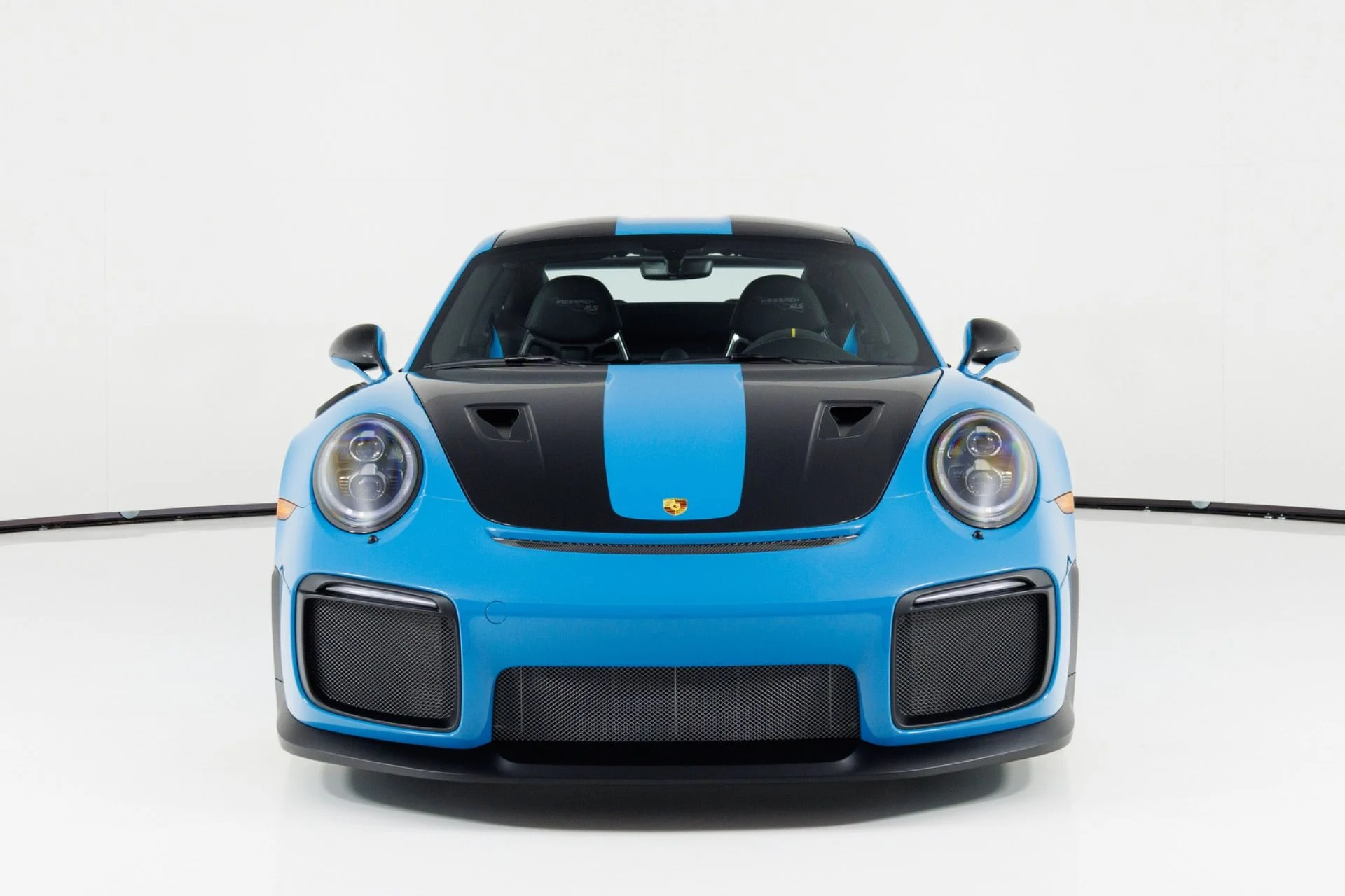 mph007_735111582_Used_2019_Porsche_911_GT_2_RS_1792013898_eae40f2821