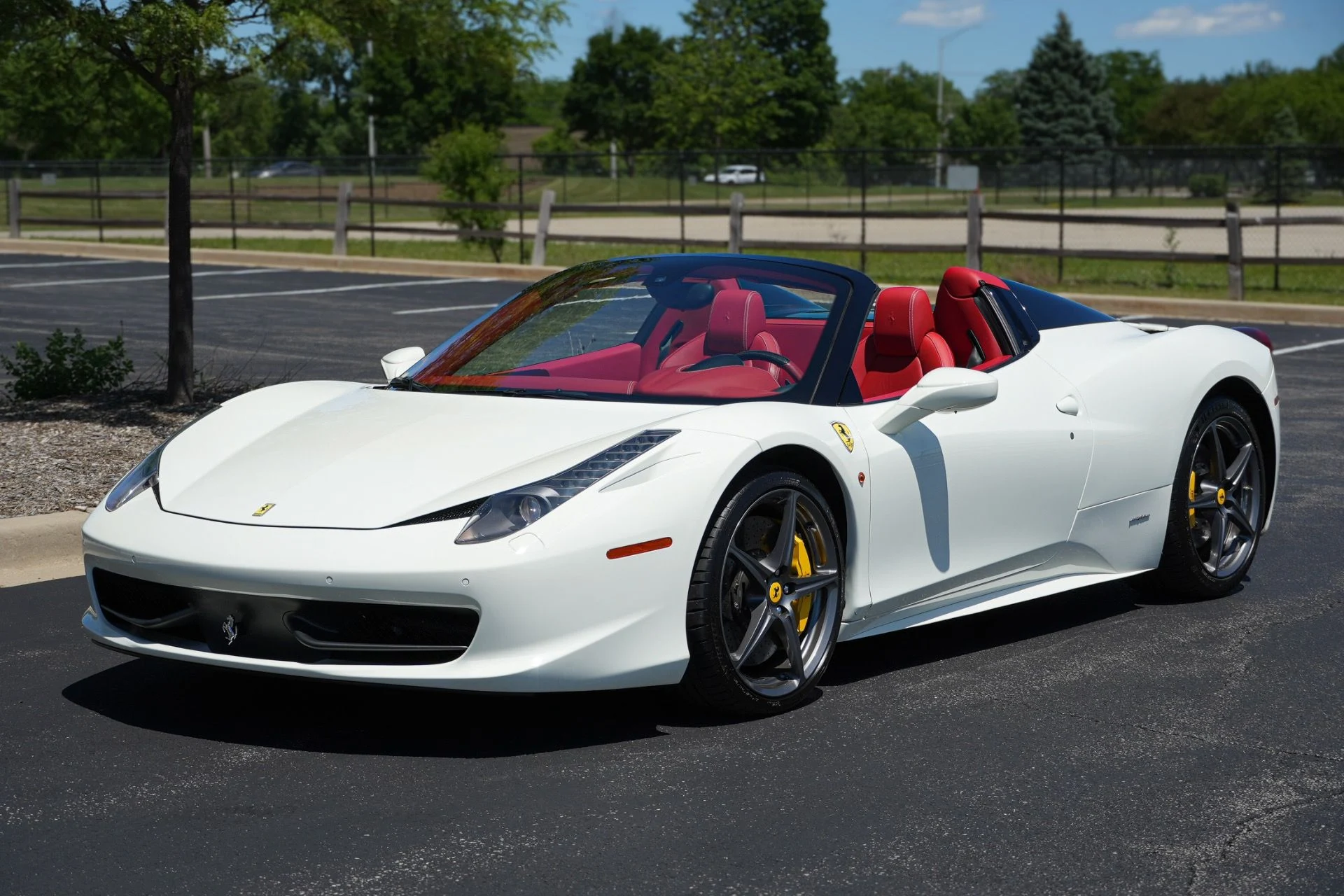 mph007_738150724_Used_2013_Ferrari_458_Spider_1781897599_57a4f44da5