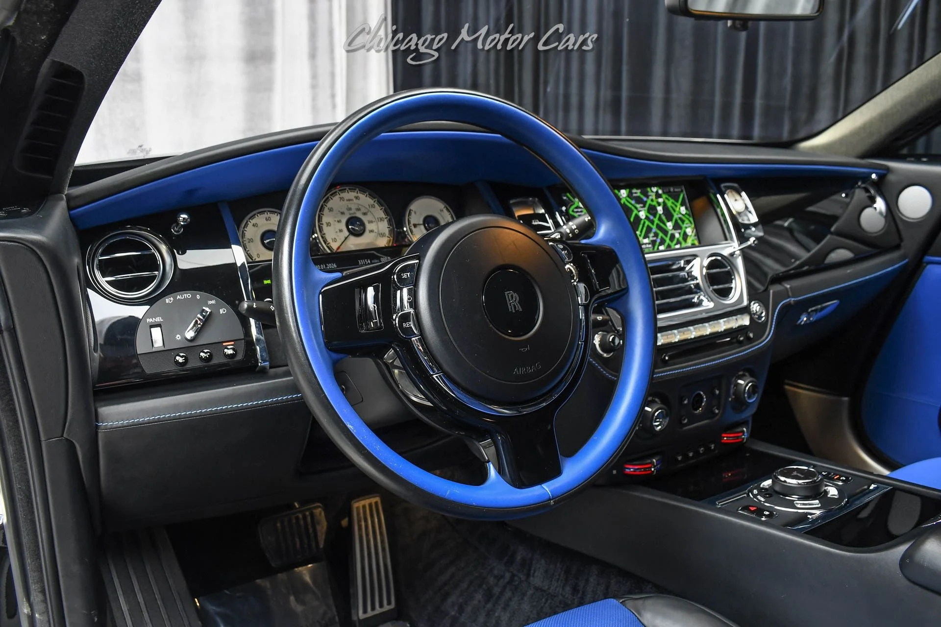 mph007_741216513_9951_p8_l_5c8029d6a8