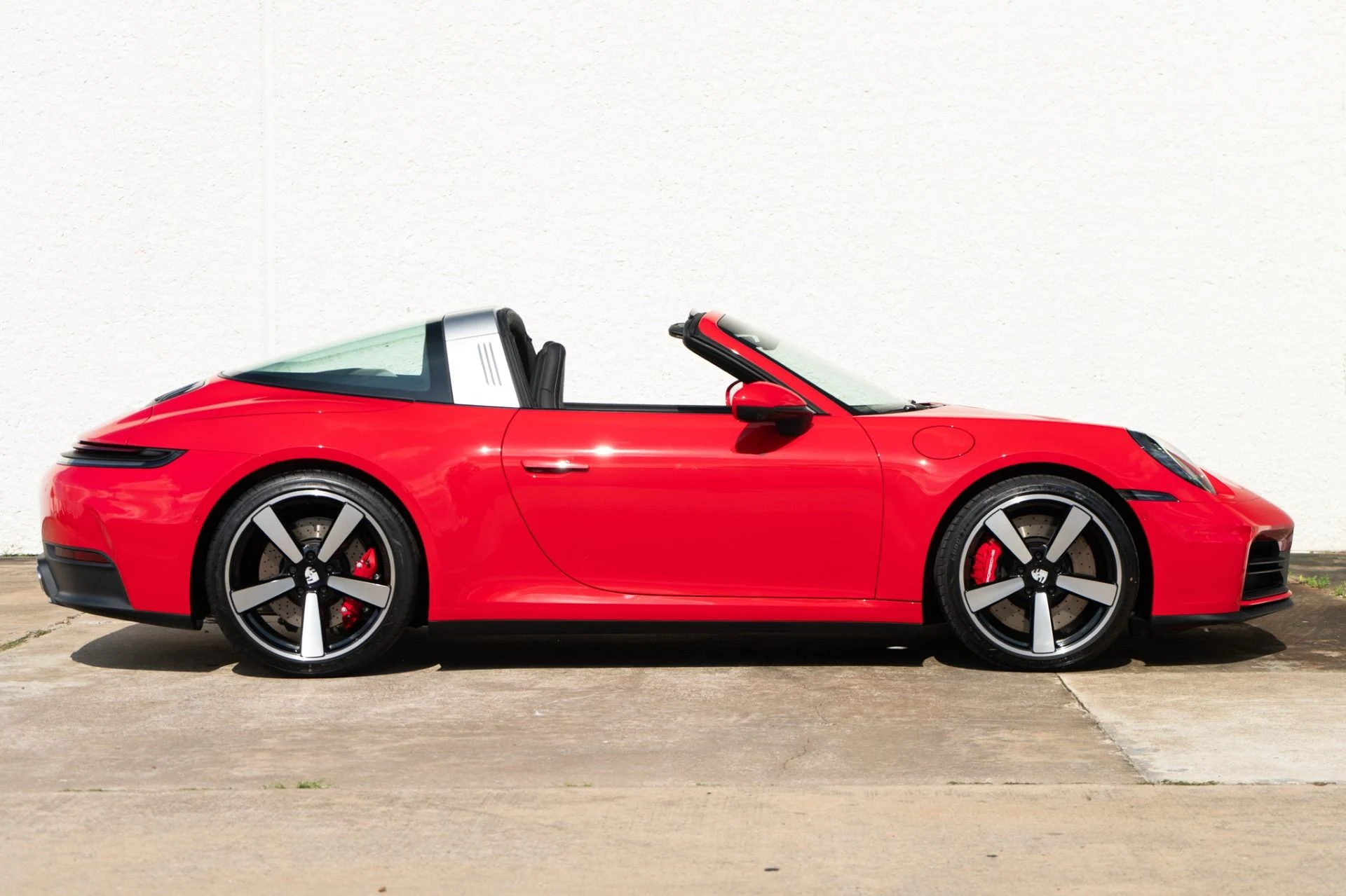 mph007_74297281_Used_2026_Porsche_911_Targa_4_S_1780095629_3efecc61cf