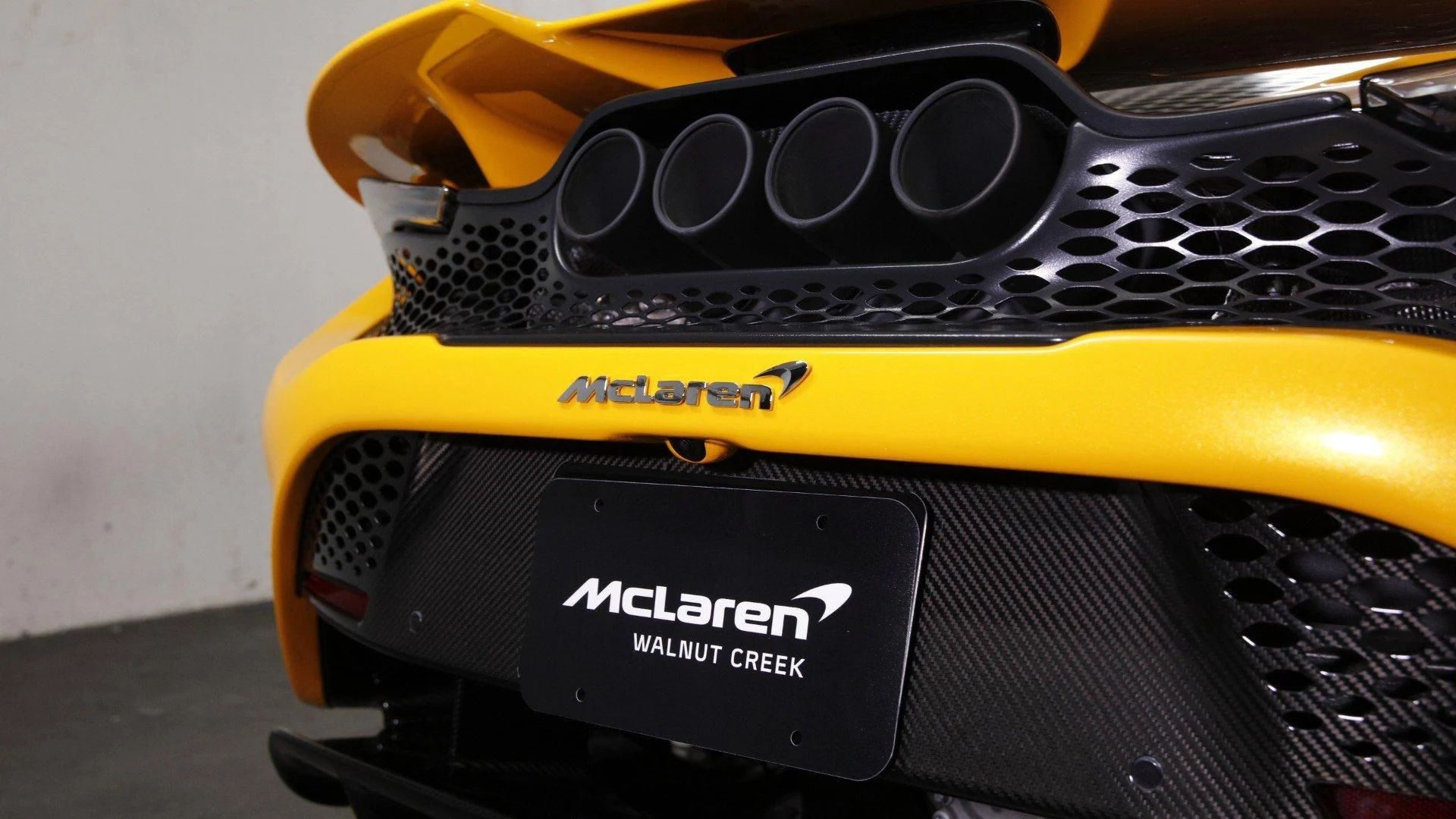mph007_744847256_Used_2022_Mc_Laren_765_LT_1706706492_04f7f1e0b1