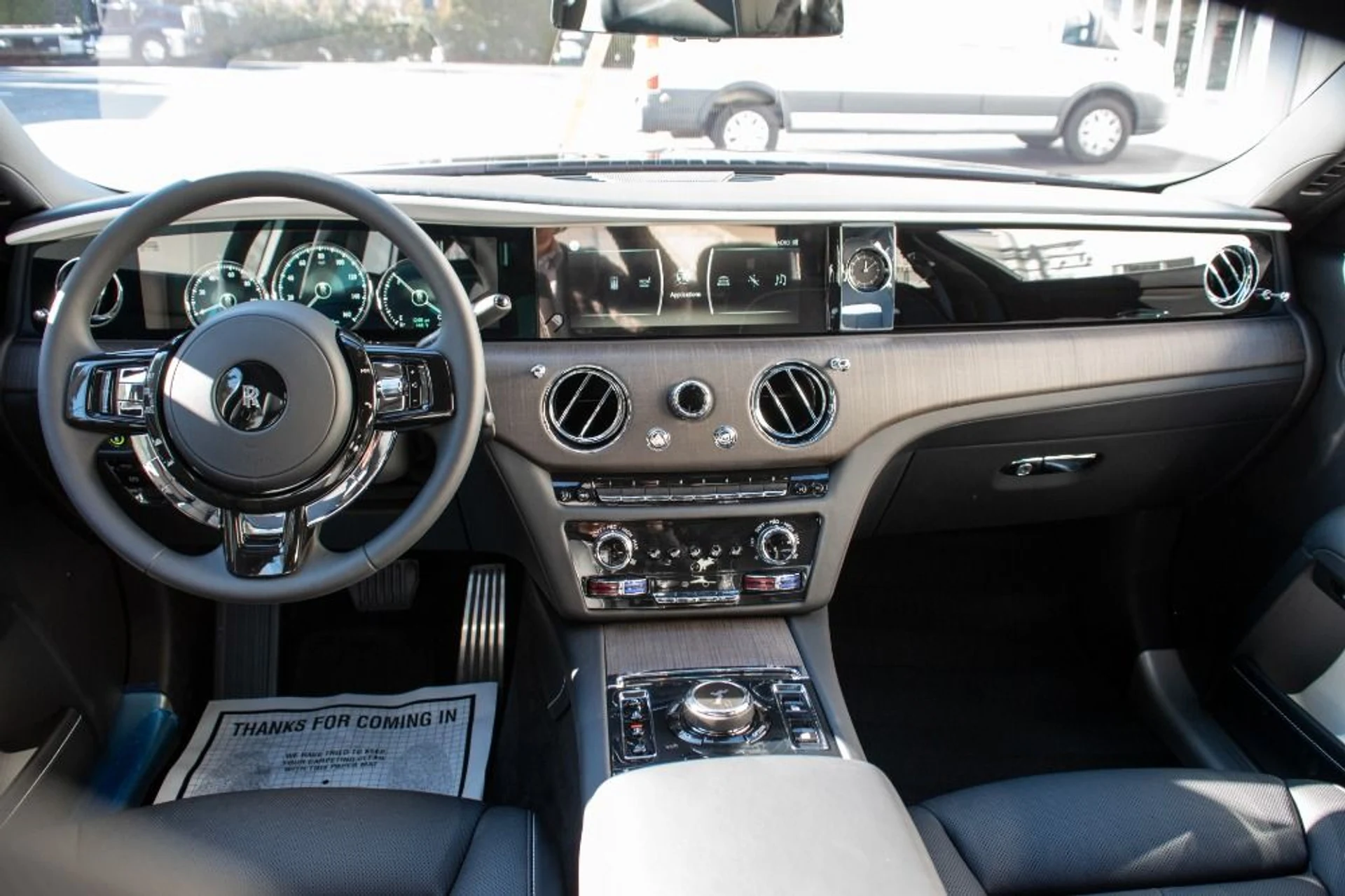 mph007_748399545_Used_2022_Rolls_Royce_Ghost_1773430945_8de28812bd