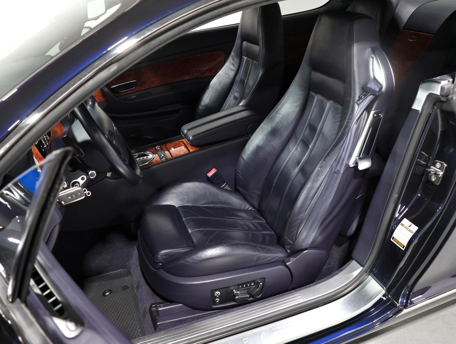 mph007_748473242_Used_2005_Bentley_Continental_GT_Turbo_Service_History_Since_New_166_K_MSRP_Gorgeous_Spec_1782330305_cf0a9364a7