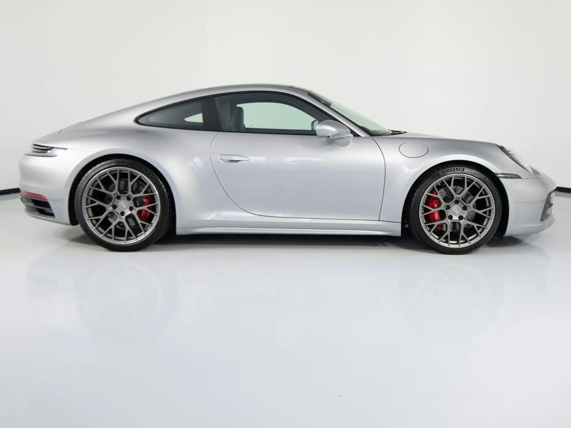 mph007_753950278_V8p2_V_Hbu_Xt6wvc_Qew793_N7t0_P6k_fae2a4287d