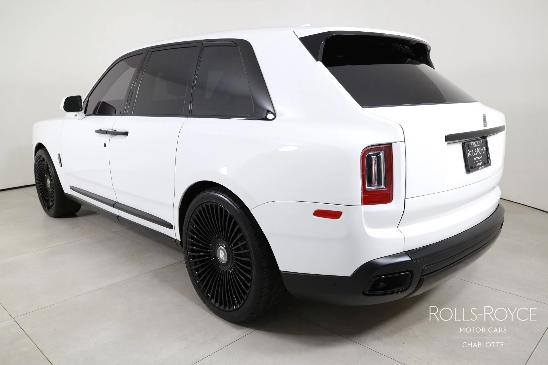 mph007_766207624_Used_2020_Rolls_Royce_Cullinan_1750950377_7816680345