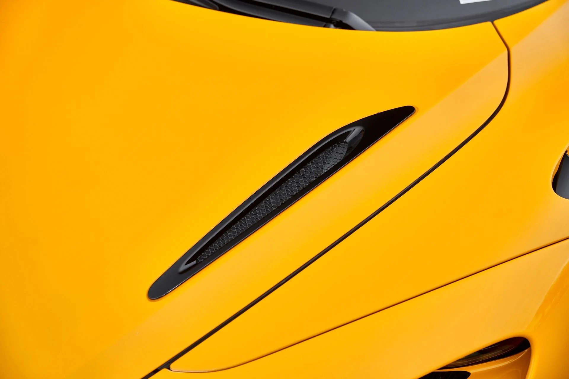 mph007_776697478_Used_2024_Mc_Laren_750_S_1769135014_40f3e9d457